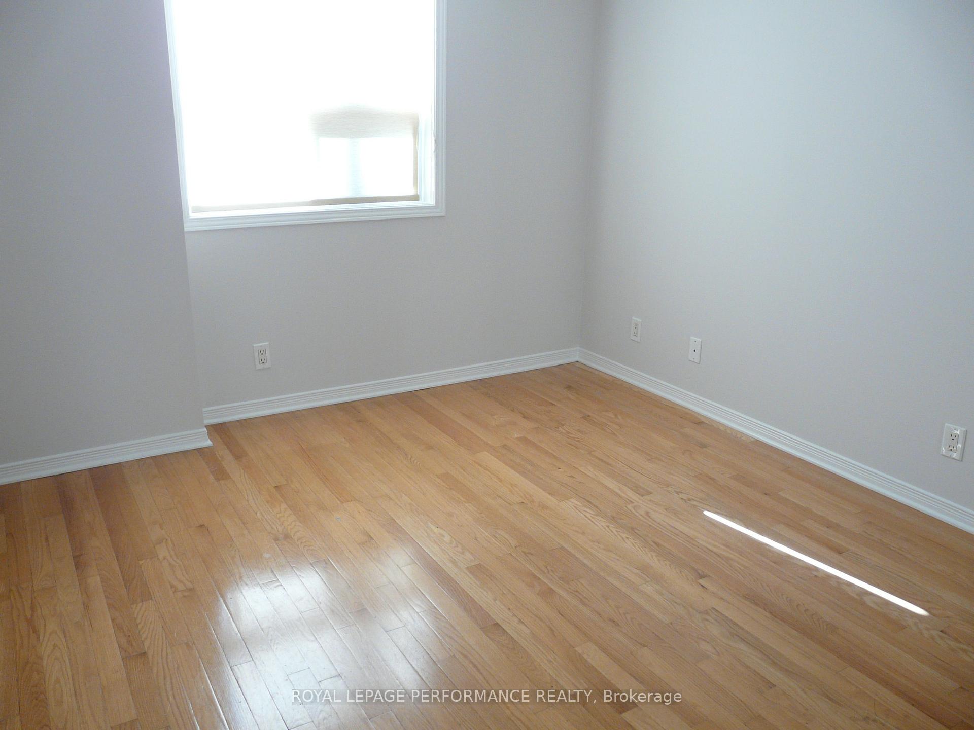 Photo 17 of Unit 108, 320 Centrum Boulevard, Ottawa, Bilberry Creek/Queenswood Heights — HOMEH
