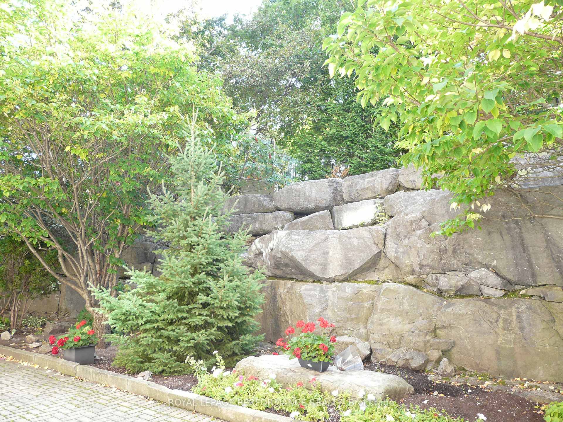 Photo 21 of Unit 108, 320 Centrum Boulevard, Ottawa, Bilberry Creek/Queenswood Heights — HOMEH