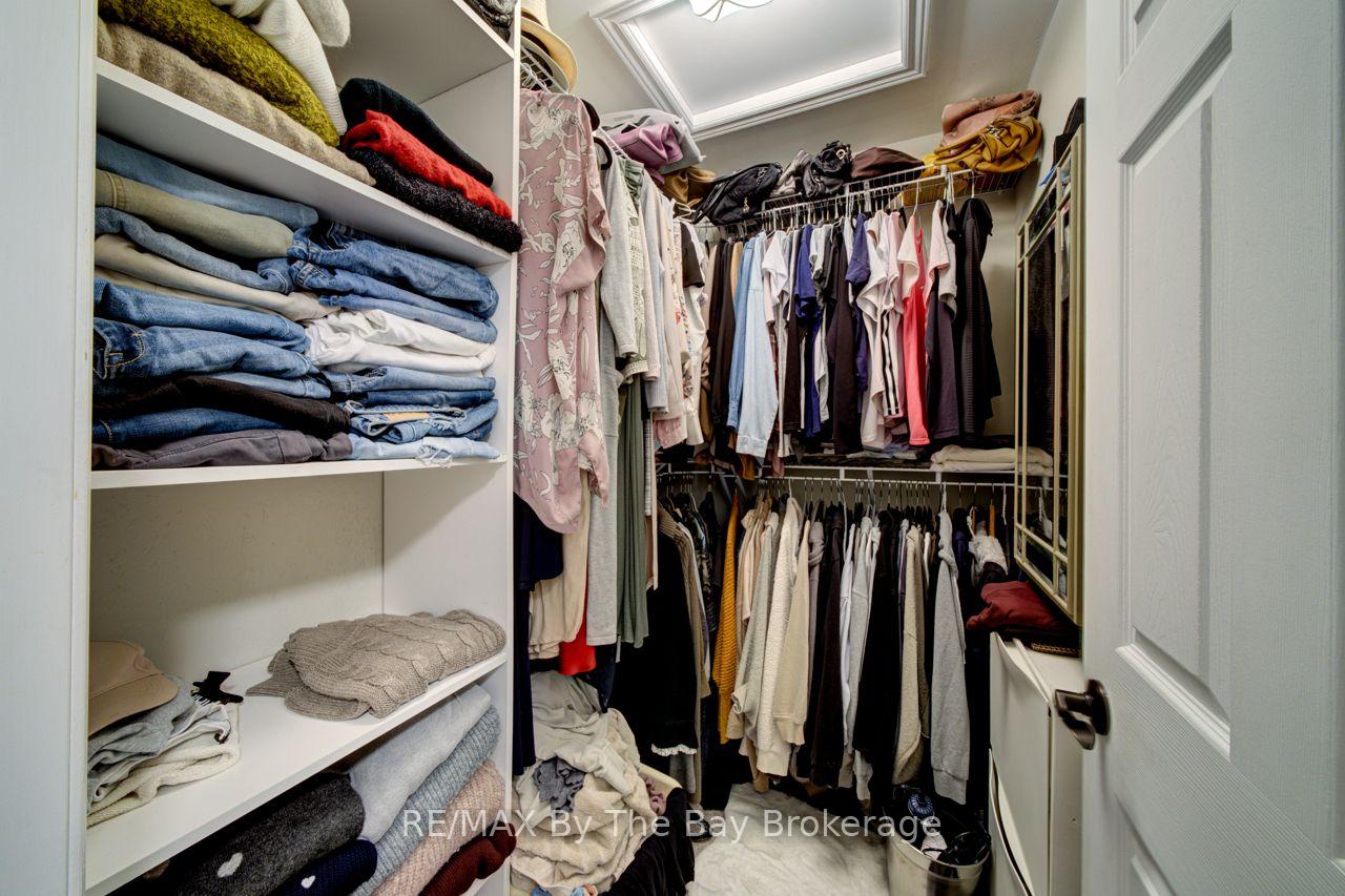 Photo 17 of 17 Downer Crescent, Wasaga Beach — HOMEH