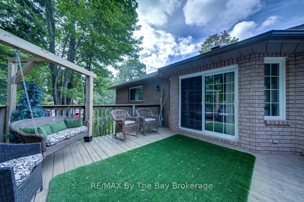 Photo 30 of 17 Downer Crescent, Wasaga Beach — HOMEH