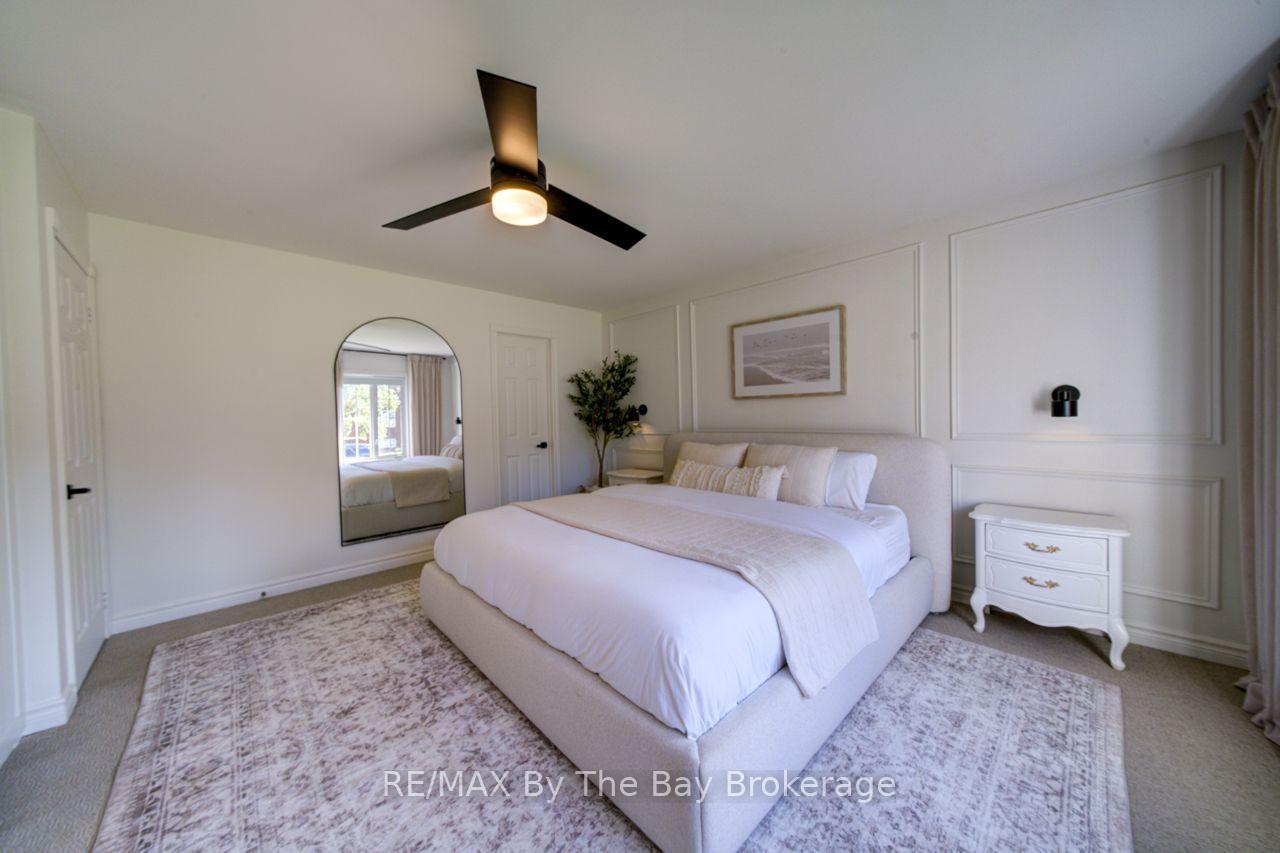 Photo 15 of 29 Downer Crescent, Wasaga Beach — HOMEH