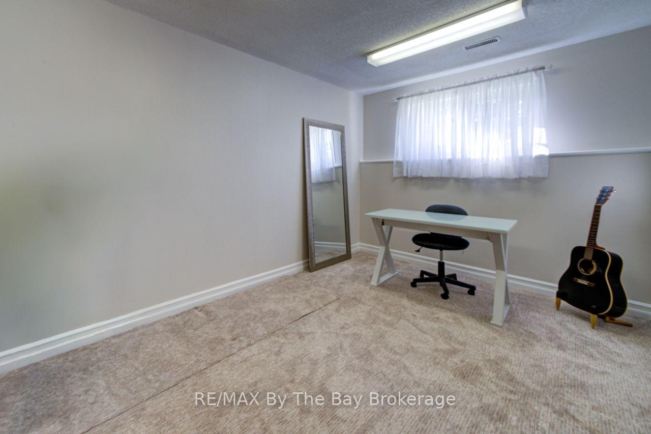Photo 27 of 29 Downer Crescent, Wasaga Beach — HOMEH