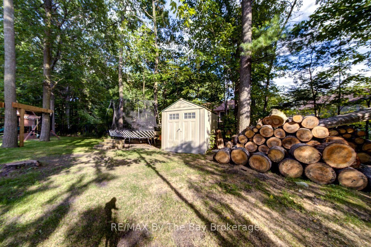Photo 38 of 29 Downer Crescent, Wasaga Beach — HOMEH