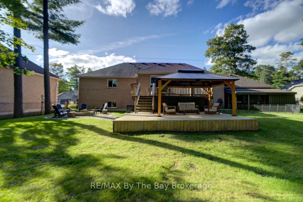 Photo 40 of 29 Downer Crescent, Wasaga Beach — HOMEH