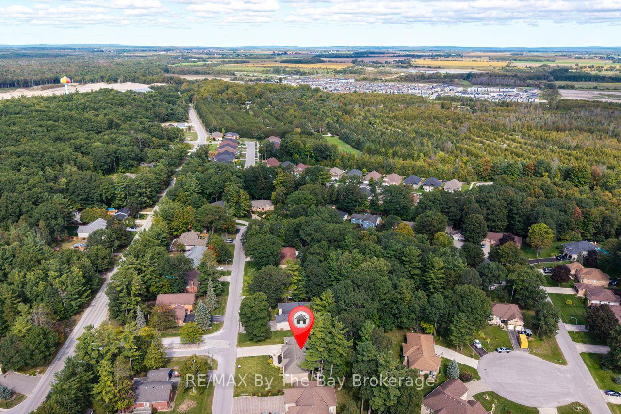 Photo 44 of 29 Downer Crescent, Wasaga Beach — HOMEH