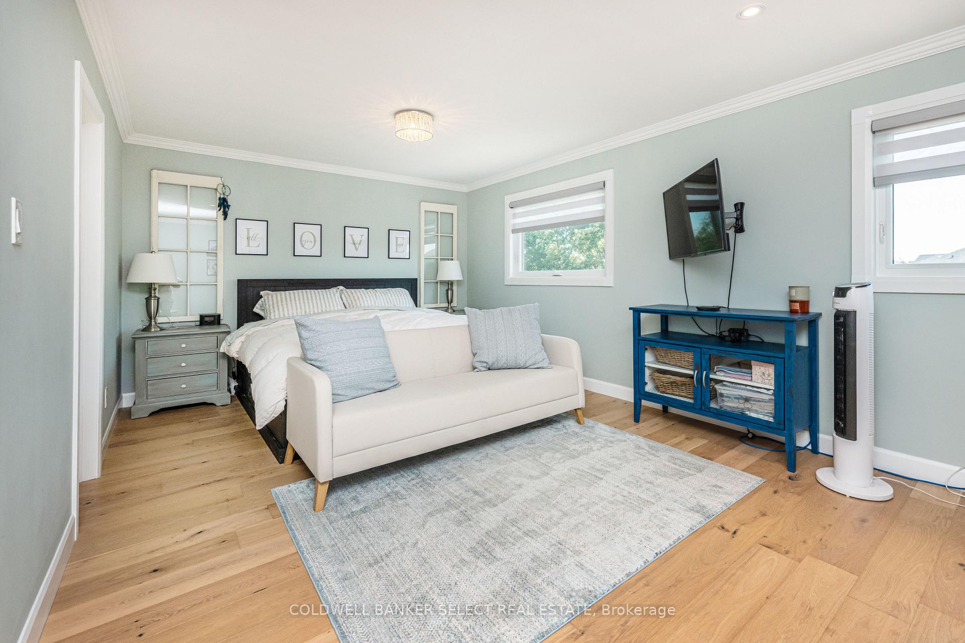 Photo 22 of 32 Coolspring Crescent, Caledon, Bolton East — HOMEH