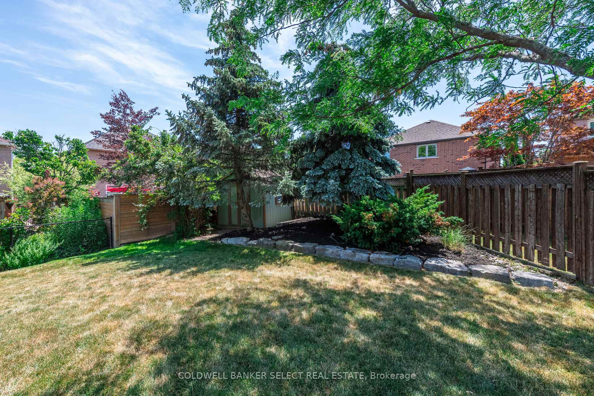 Photo 31 of 32 Coolspring Crescent, Caledon, Bolton East — HOMEH