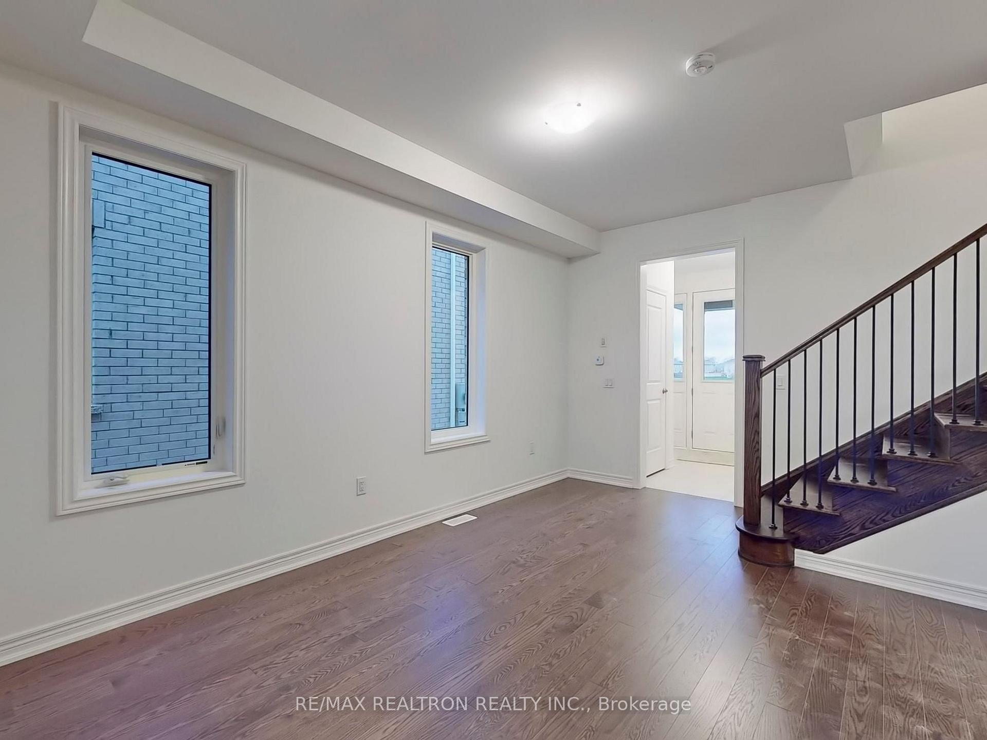 Photo 19 of 91 Picardy Drive, Hamilton, Stoney Creek Mountain — HOMEH