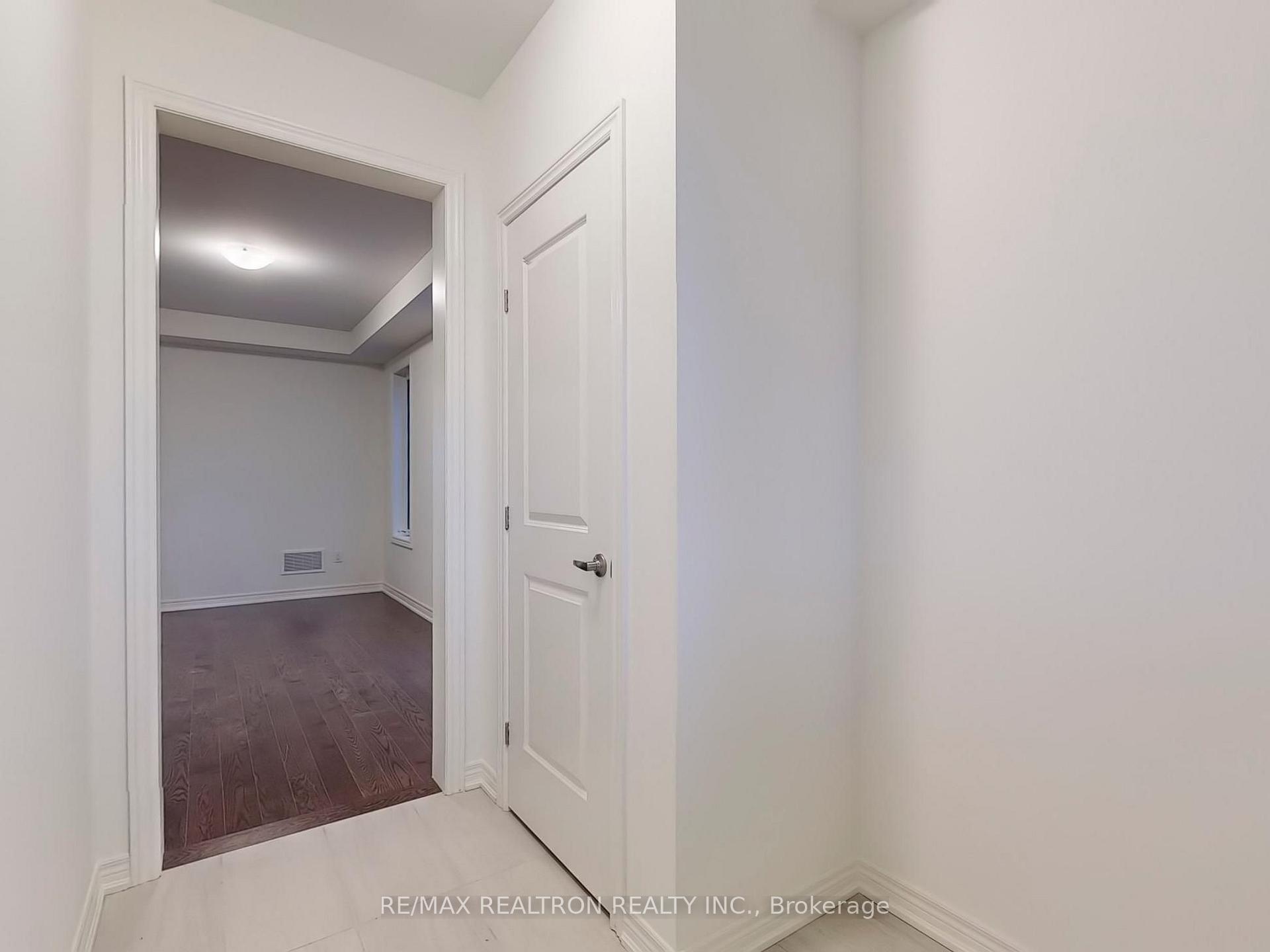 Photo 23 of 91 Picardy Drive, Hamilton, Stoney Creek Mountain — HOMEH
