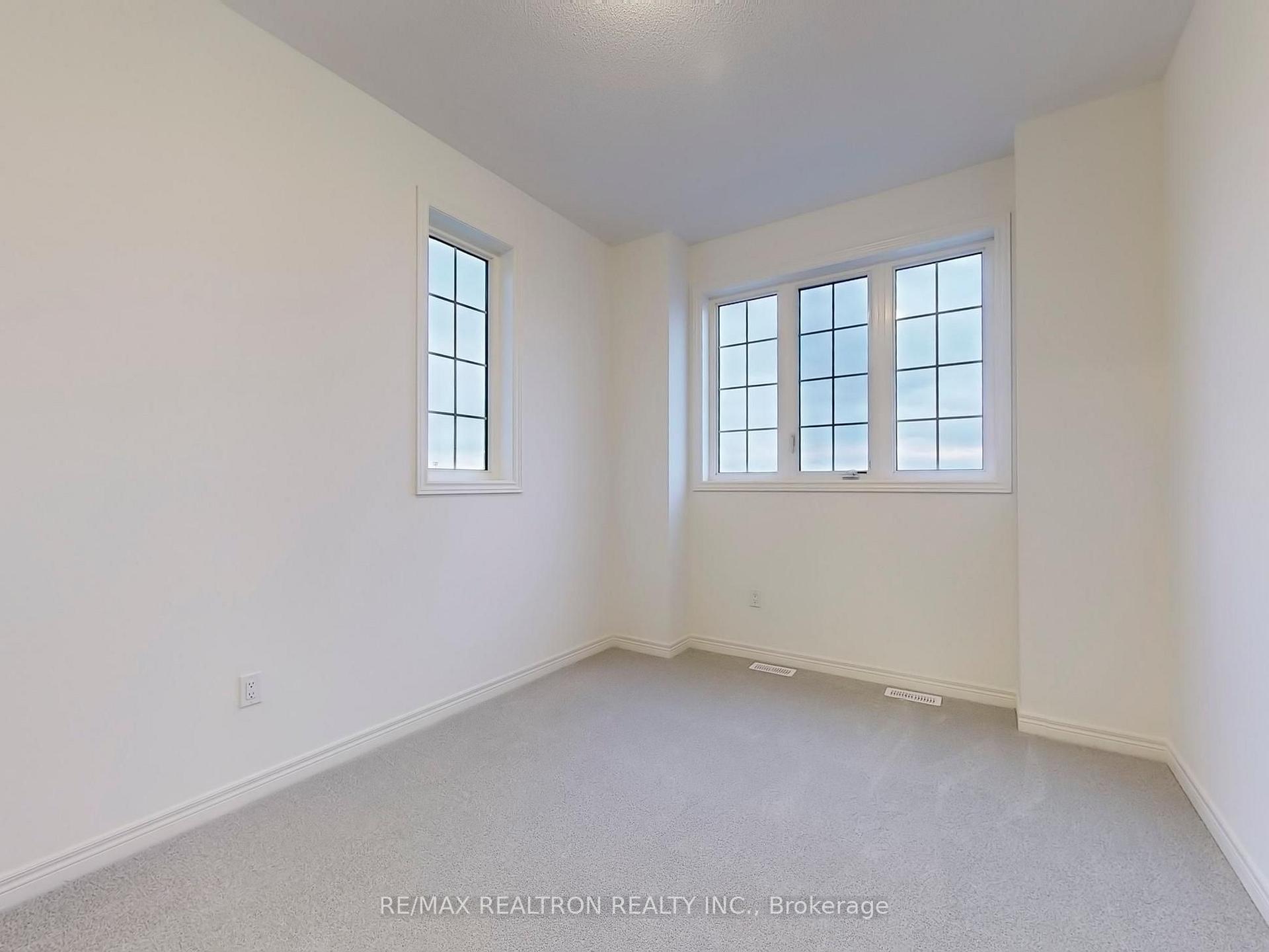 Photo 25 of 91 Picardy Drive, Hamilton, Stoney Creek Mountain — HOMEH
