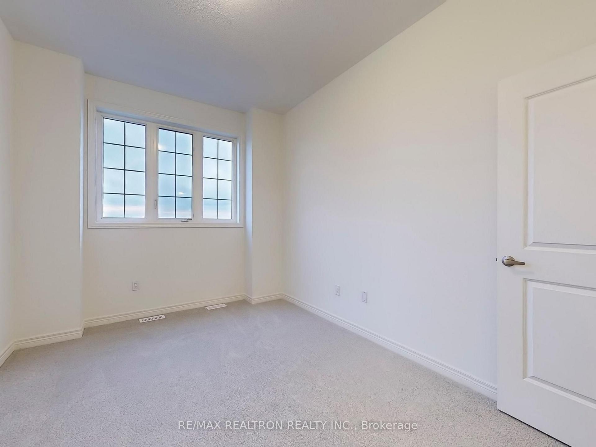 Photo 26 of 91 Picardy Drive, Hamilton, Stoney Creek Mountain — HOMEH