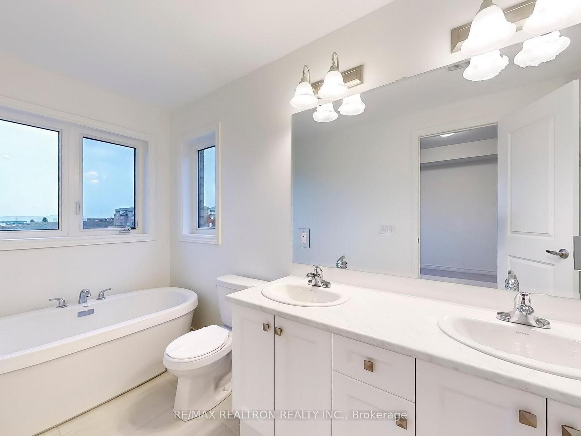 Photo 33 of 91 Picardy Drive, Hamilton, Stoney Creek Mountain — HOMEH