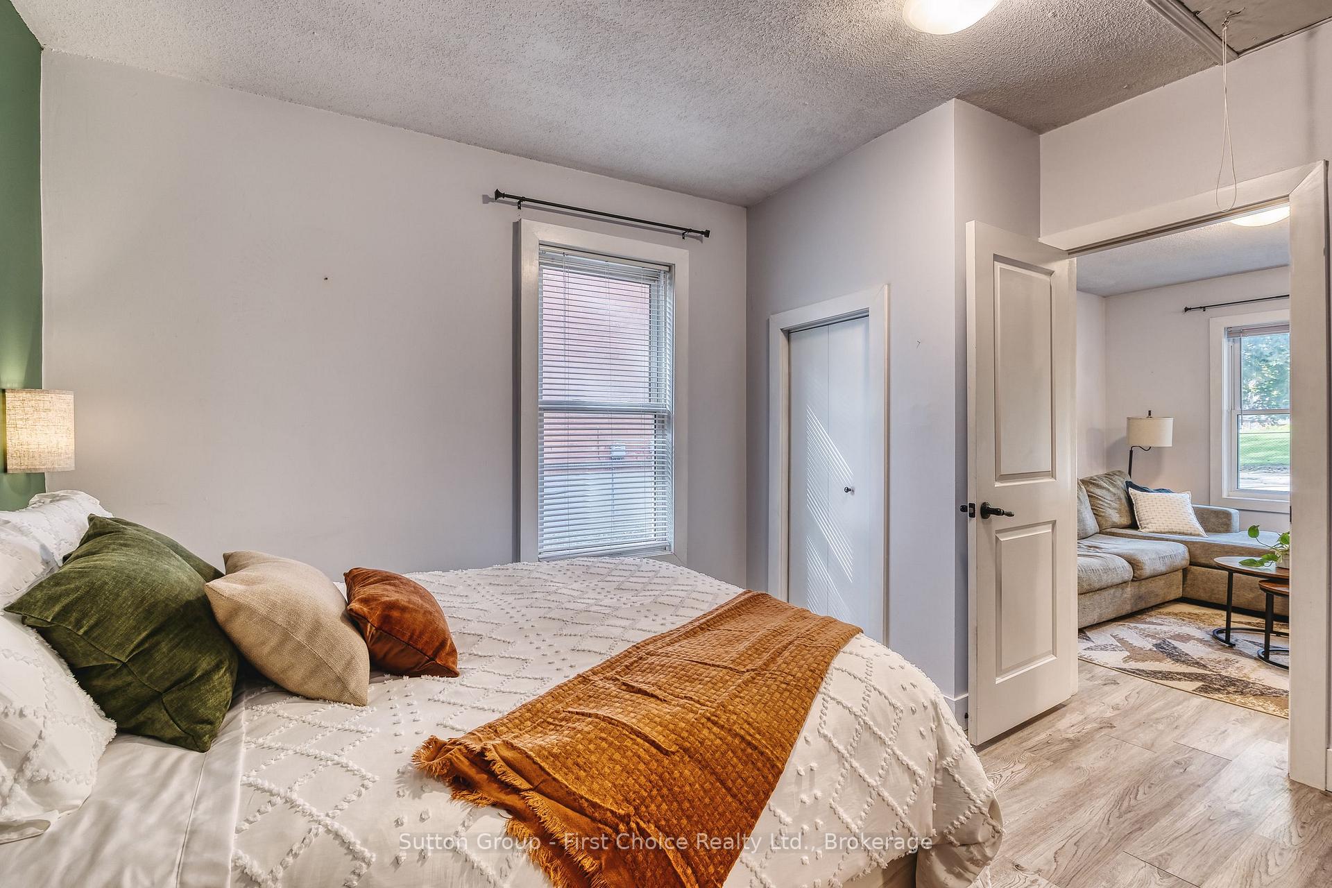 Photo 22 of 157 Front Street S, Stratford — HOMEH