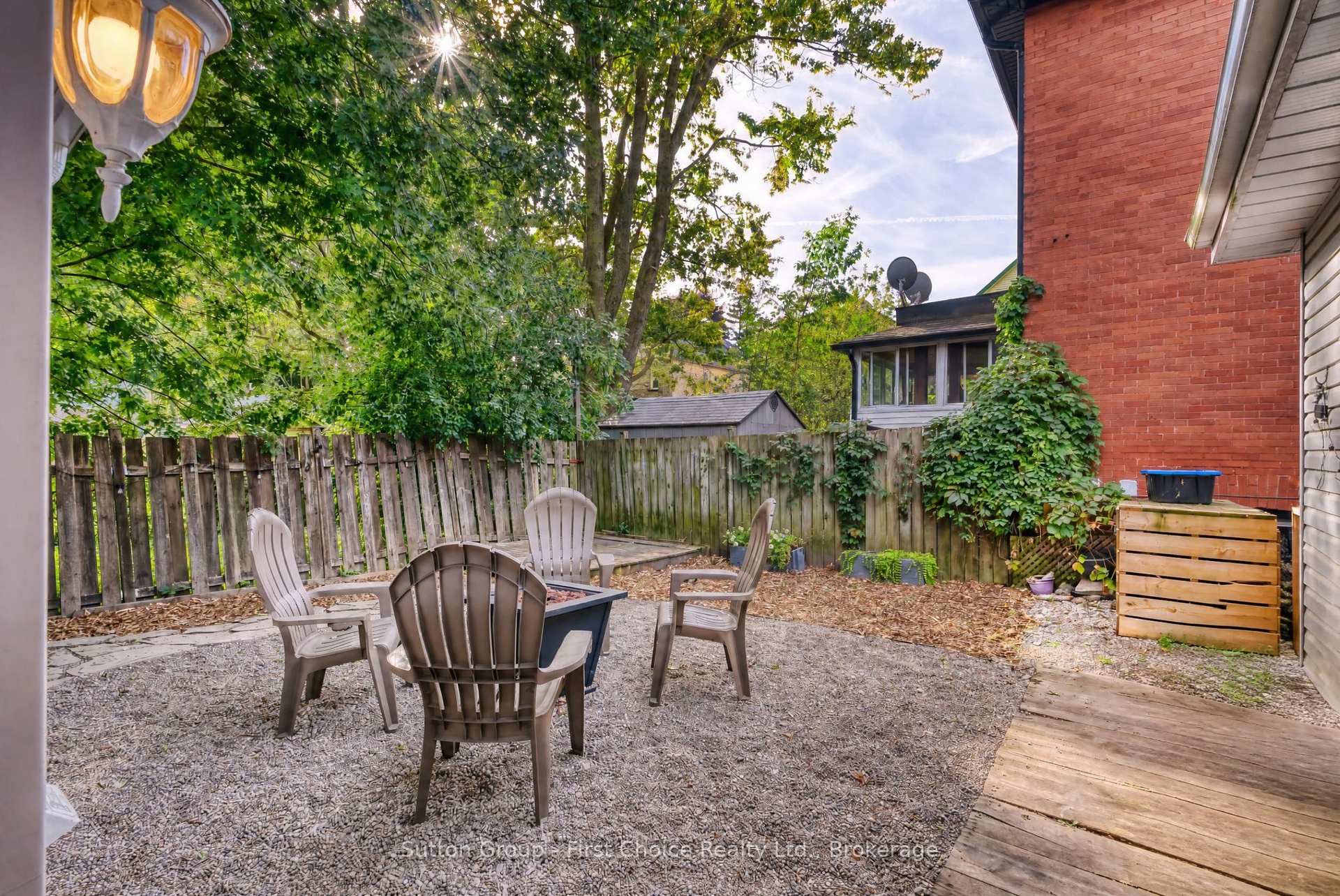 Photo 34 of 157 Front Street S, Stratford — HOMEH