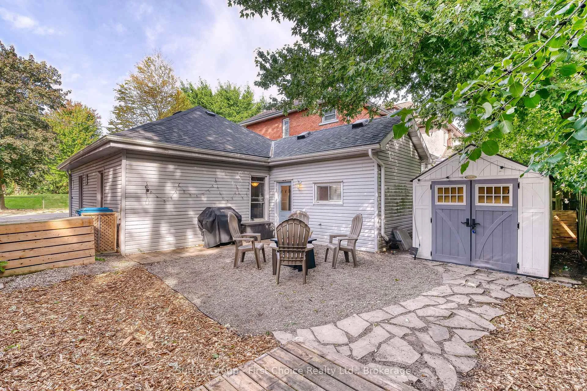Photo 36 of 157 Front Street S, Stratford — HOMEH