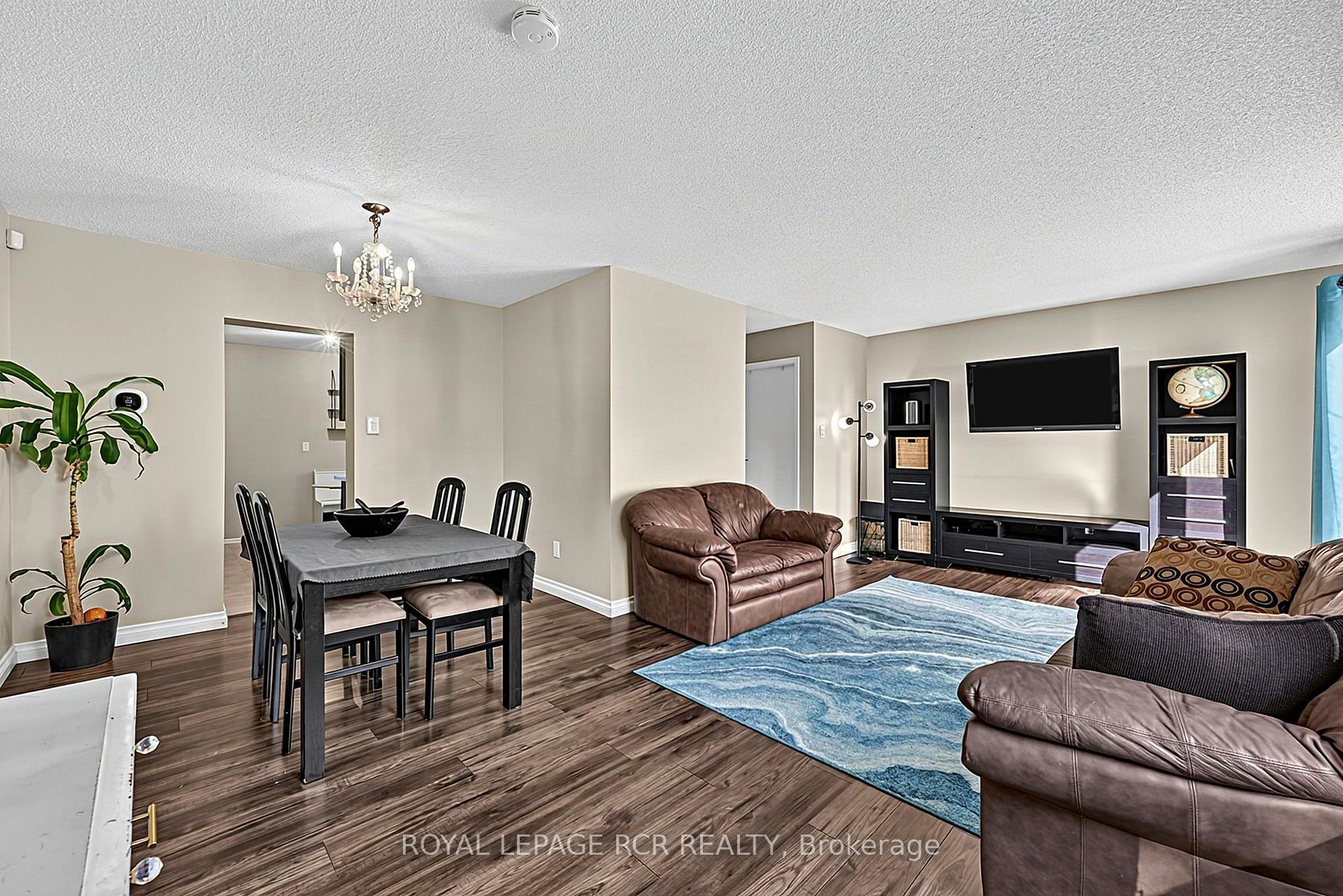 Photo 7 of 88 Red River Crescent, Scarborough, Rouge — HOMEH