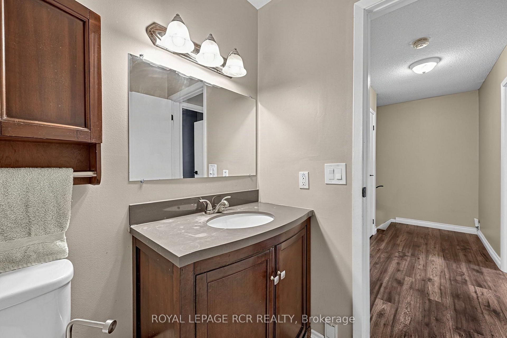 Photo 14 of 88 Red River Crescent, Scarborough, Rouge — HOMEH