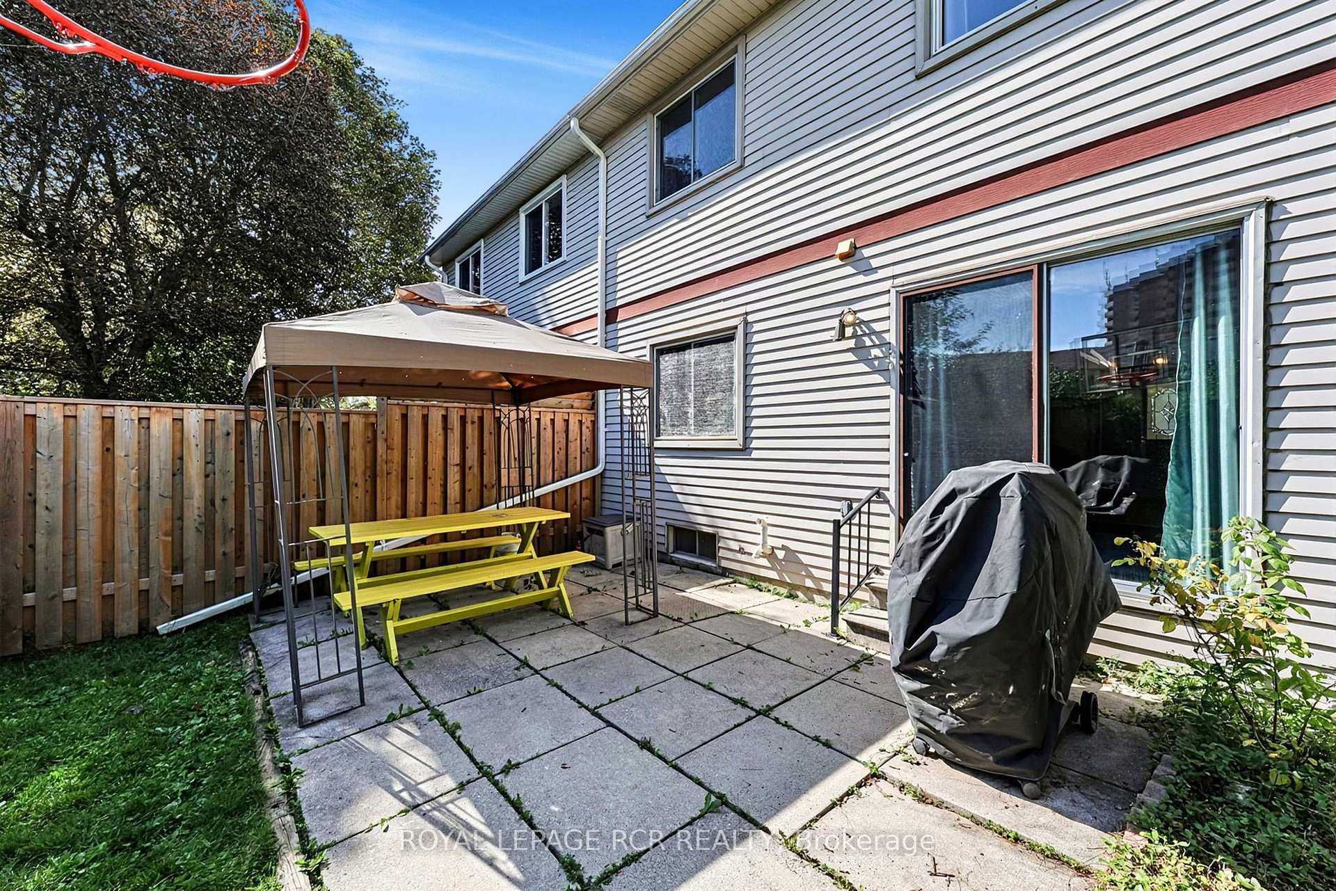 Photo 18 of 88 Red River Crescent, Scarborough, Rouge — HOMEH