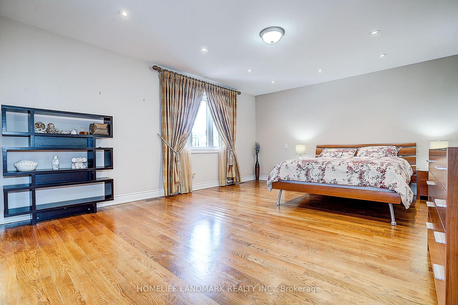 Photo 35 of 149 Maybourne Avenue, Scarborough, Clairlea-Birchmount — HOMEH