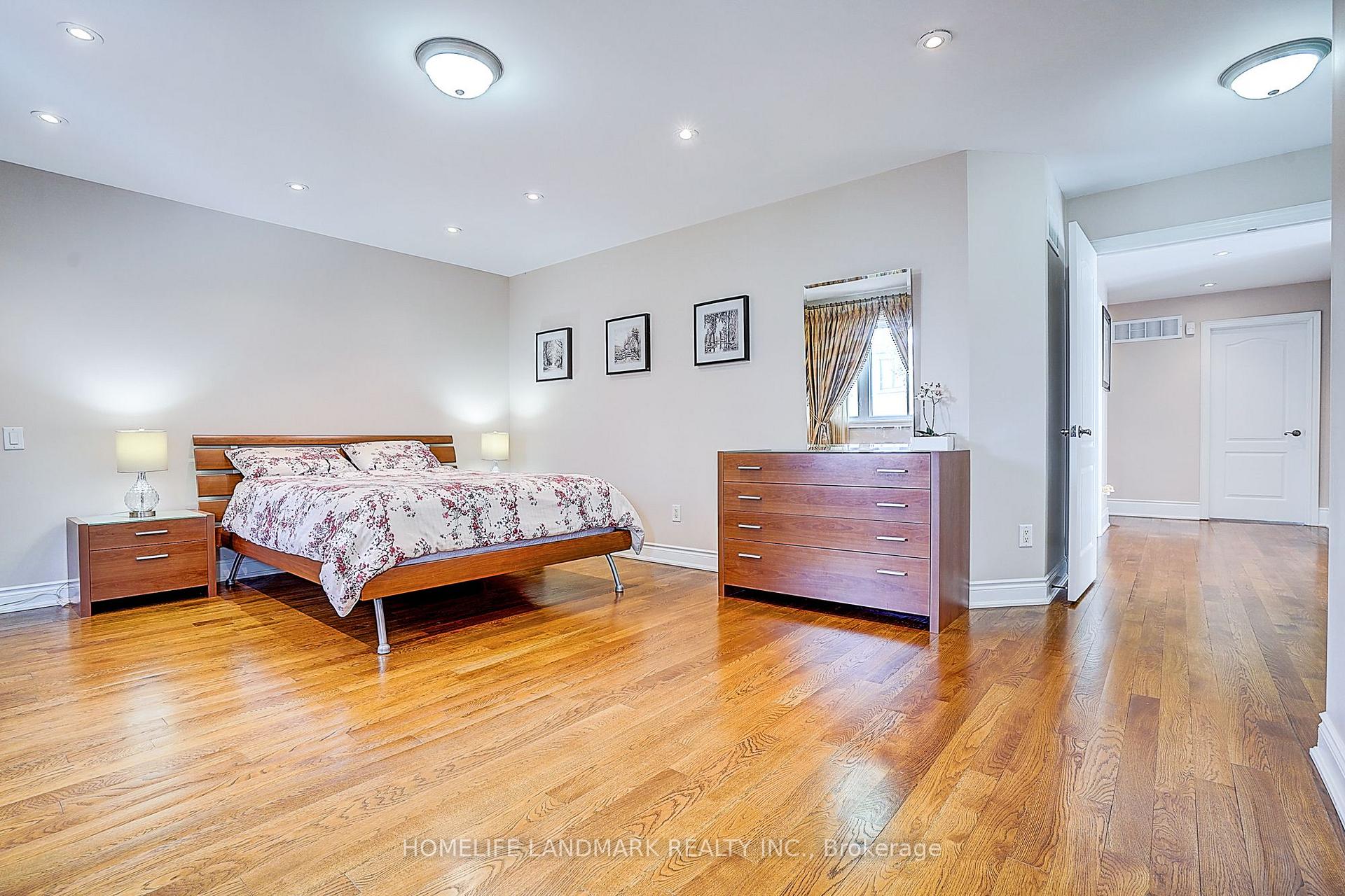 Photo 37 of 149 Maybourne Avenue, Scarborough, Clairlea-Birchmount — HOMEH