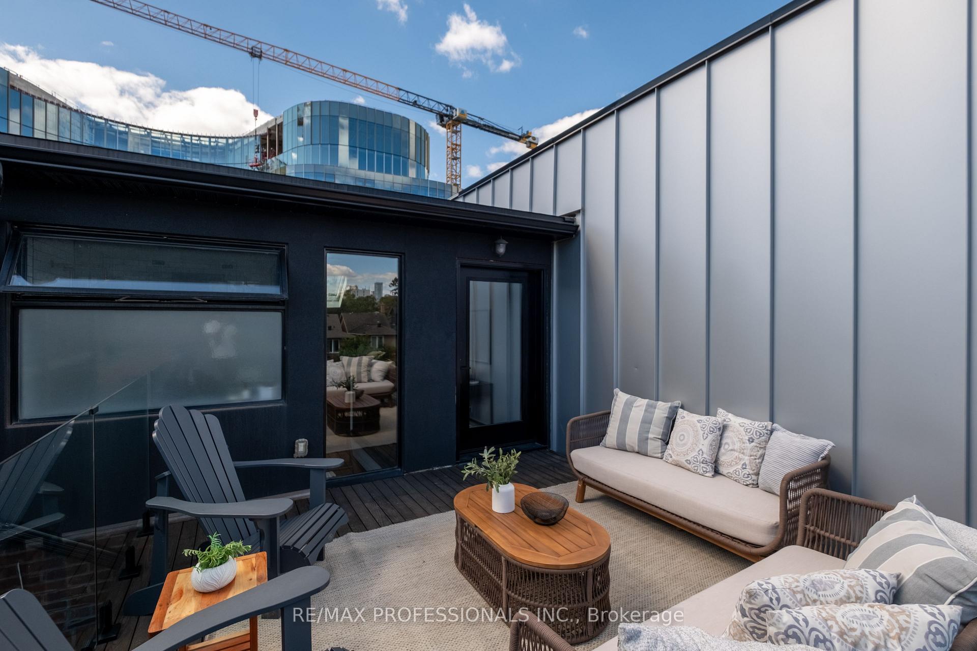 Photo 26 of 57 Shaw Street, Toronto, Niagara — HOMEH