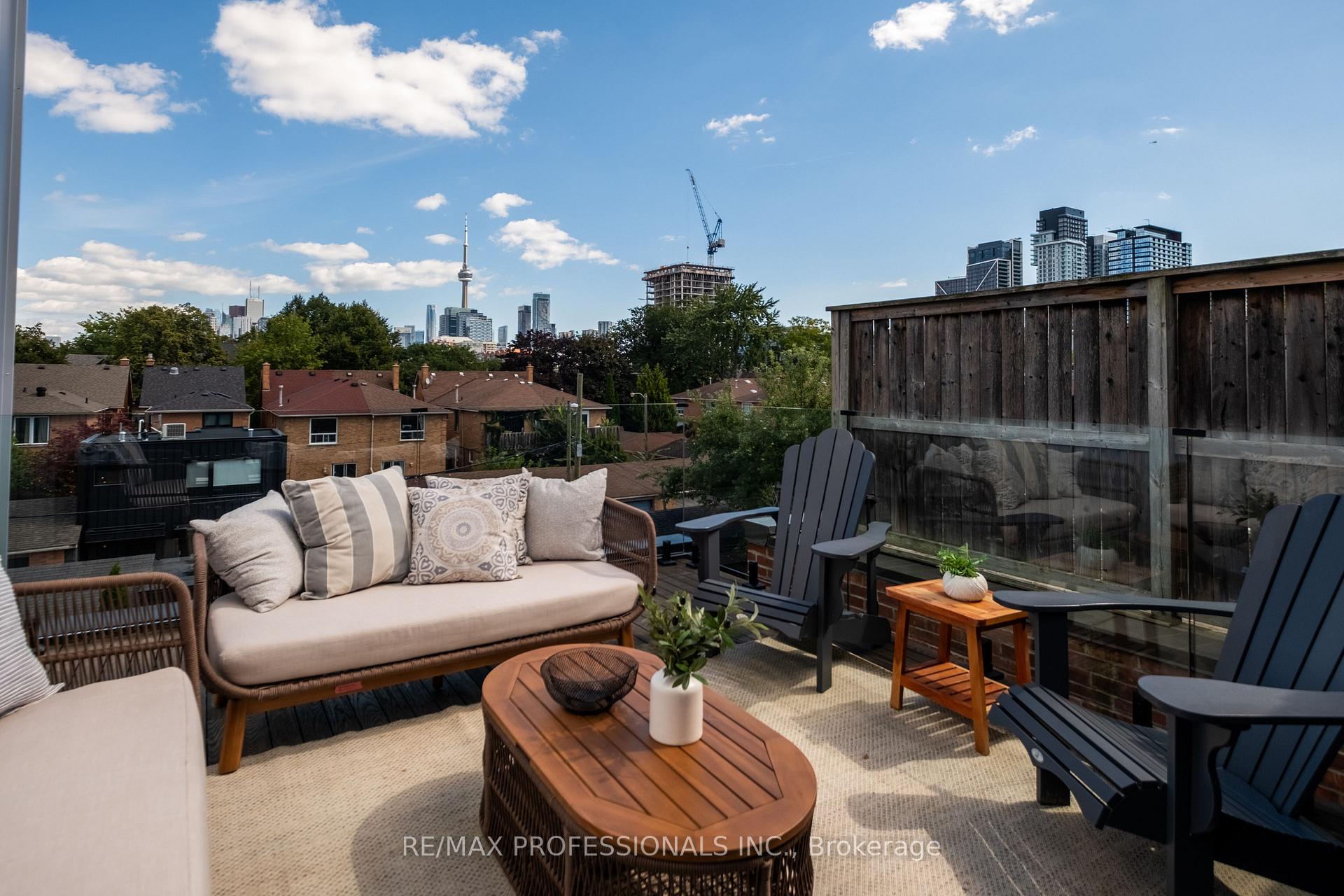 Photo 27 of 57 Shaw Street, Toronto, Niagara — HOMEH