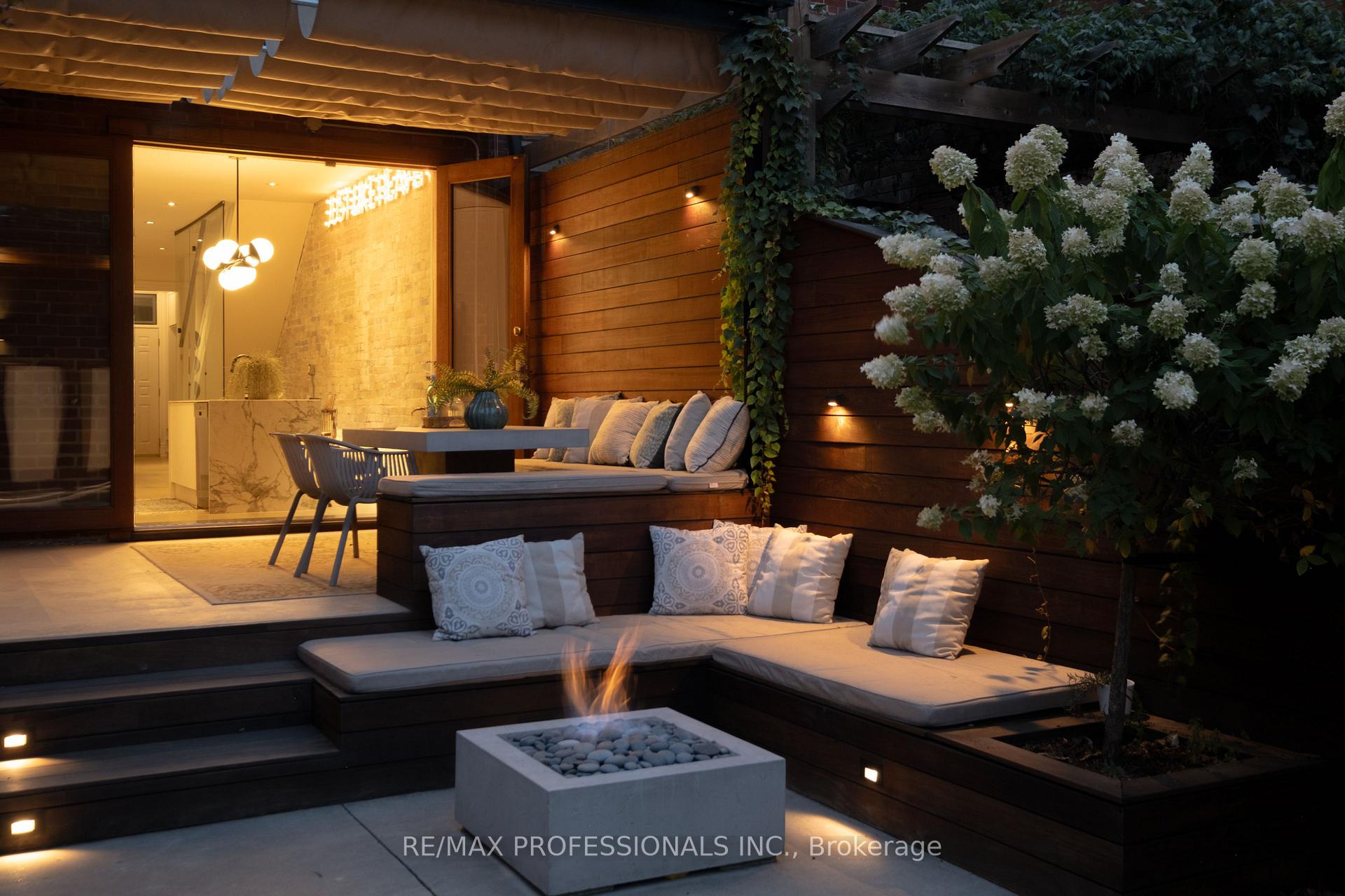 Photo 38 of 57 Shaw Street, Toronto, Niagara — HOMEH