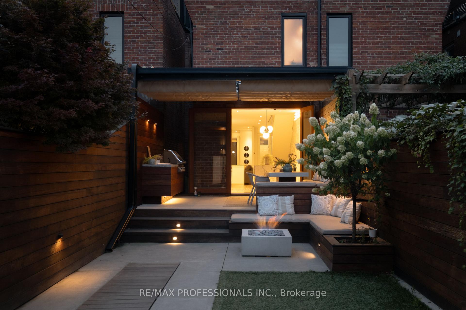 Photo 39 of 57 Shaw Street, Toronto, Niagara — HOMEH