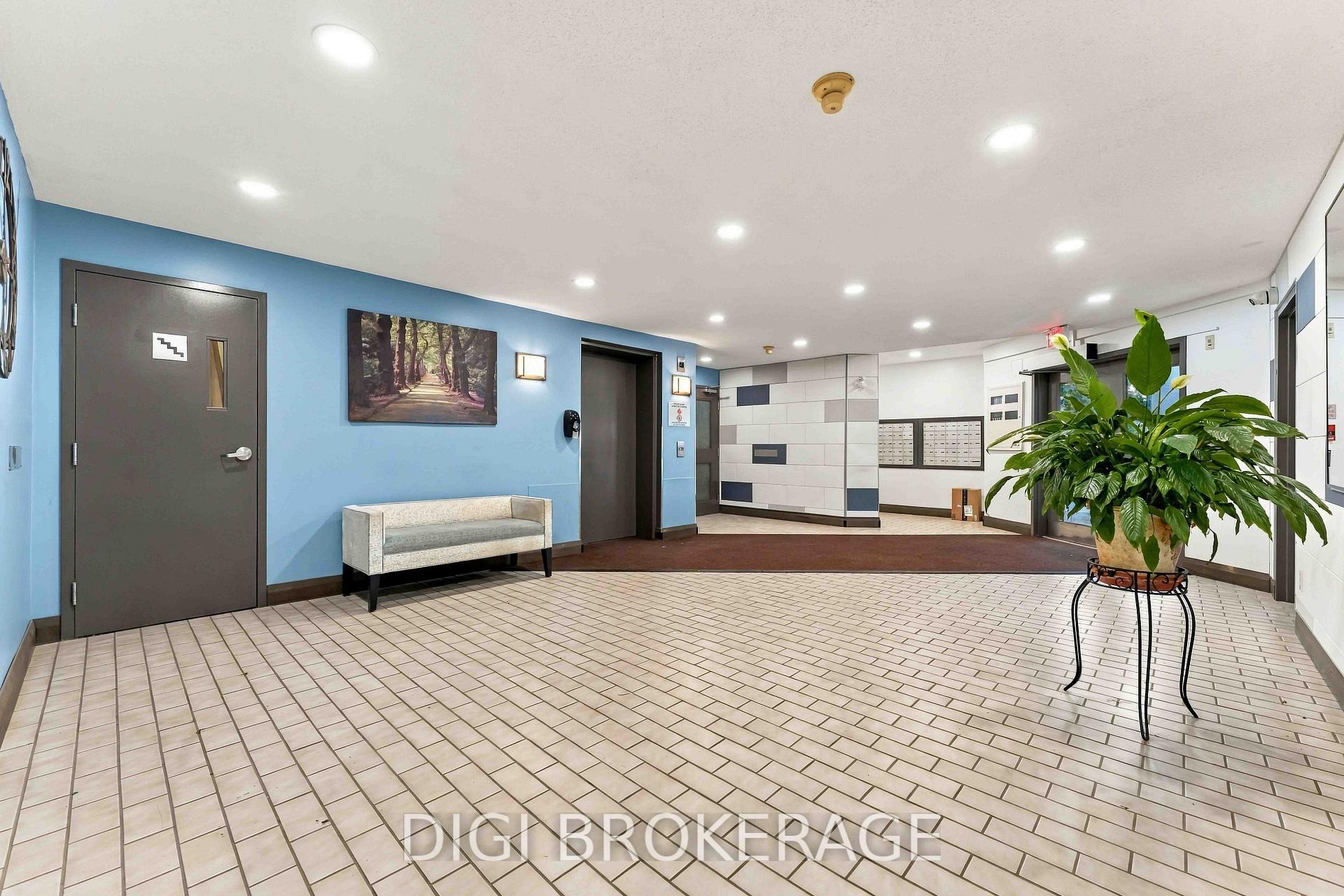 Photo 12 of Unit 302, 318 Lorry Greenberg Drive, Ottawa, Hunt Club Park/Greenboro — HOMEH