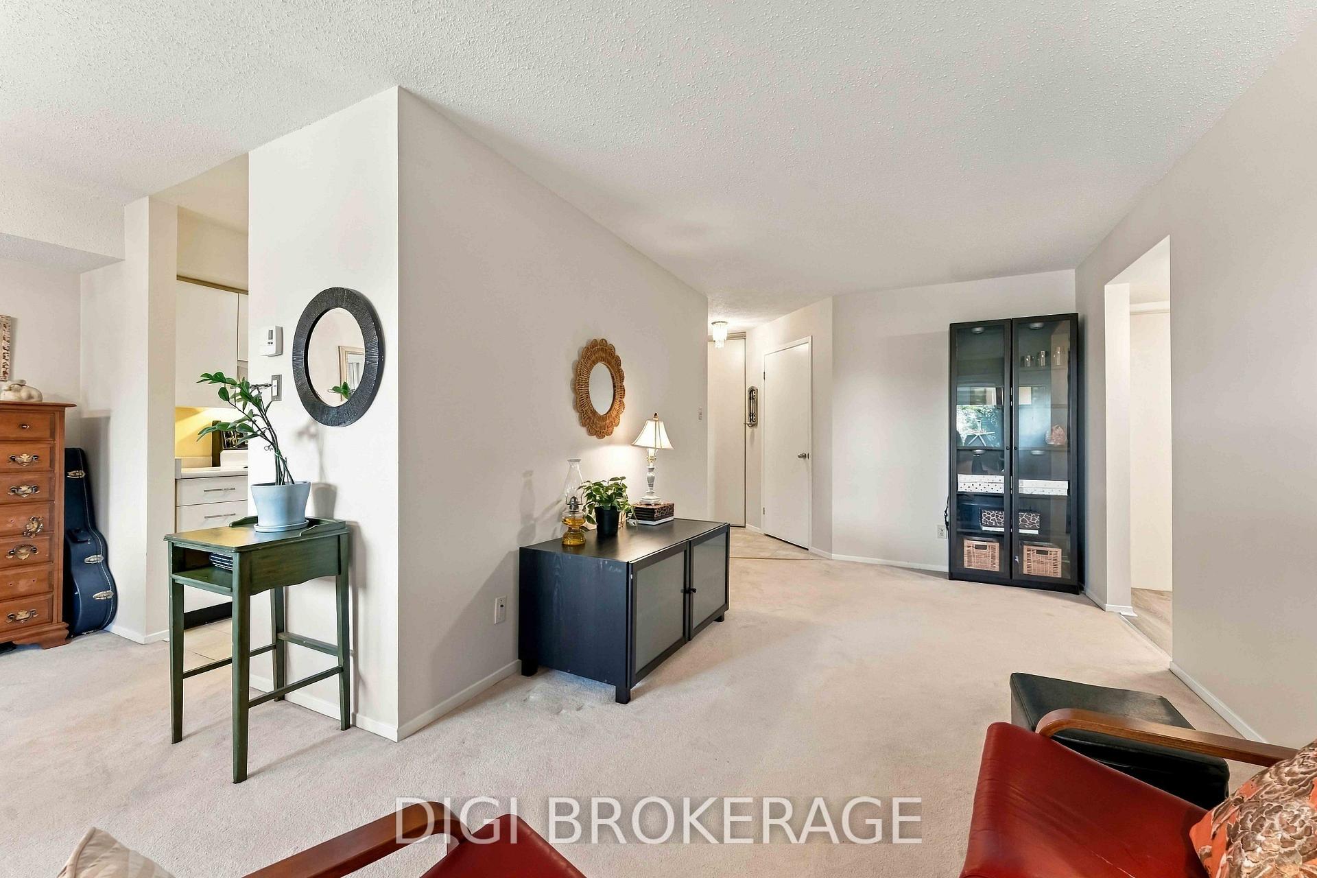 Photo 19 of Unit 302, 318 Lorry Greenberg Drive, Ottawa, Hunt Club Park/Greenboro — HOMEH