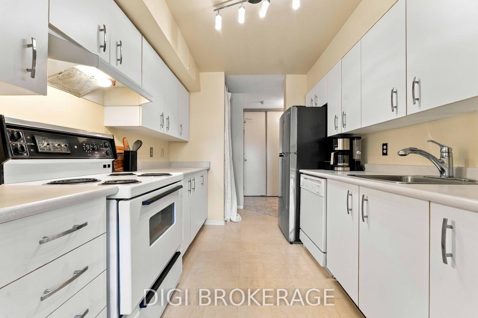 Photo 25 of Unit 302, 318 Lorry Greenberg Drive, Ottawa, Hunt Club Park/Greenboro — HOMEH