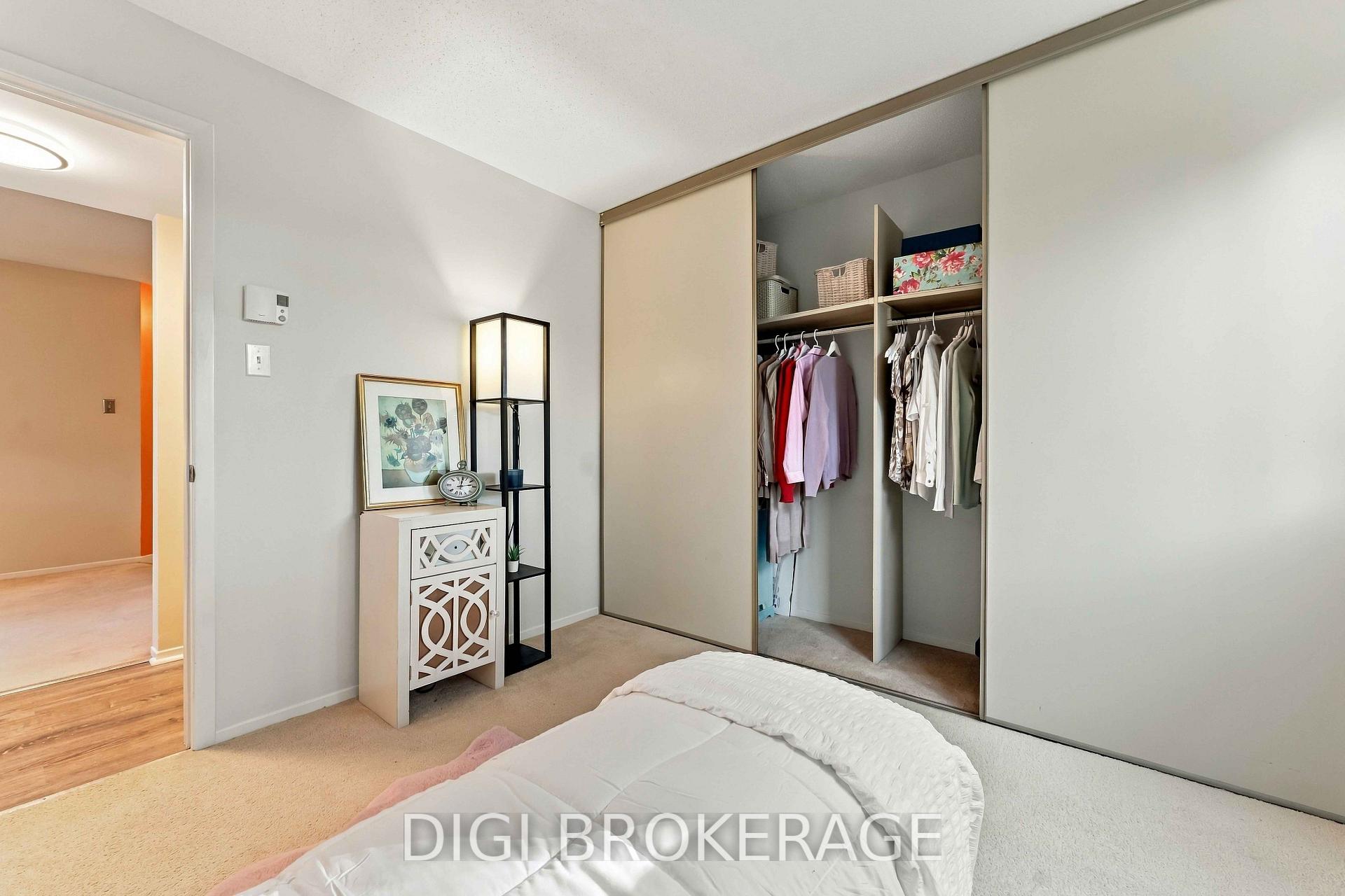 Photo 34 of Unit 302, 318 Lorry Greenberg Drive, Ottawa, Hunt Club Park/Greenboro — HOMEH
