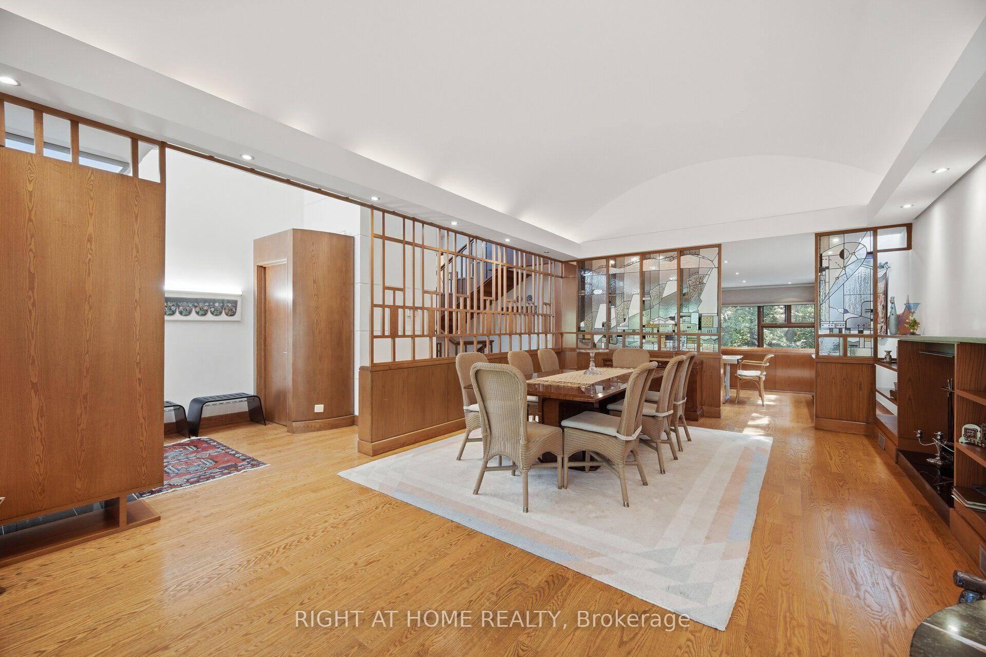 Photo 11 of 9 Saguenay Avenue E, Toronto, Bedford Park-Nortown — HOMEH