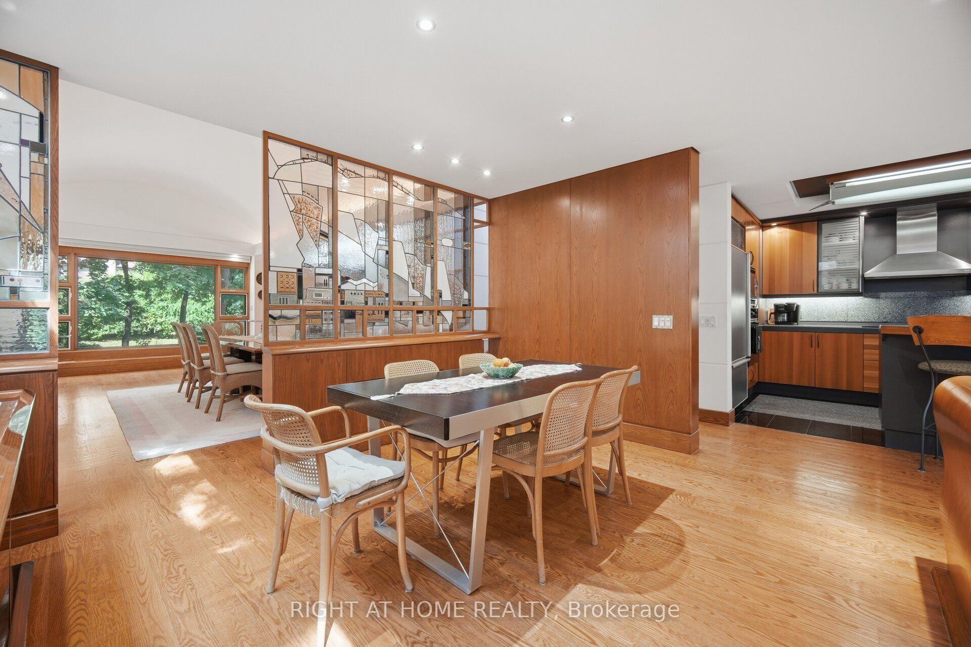 Photo 14 of 9 Saguenay Avenue E, Toronto, Bedford Park-Nortown — HOMEH