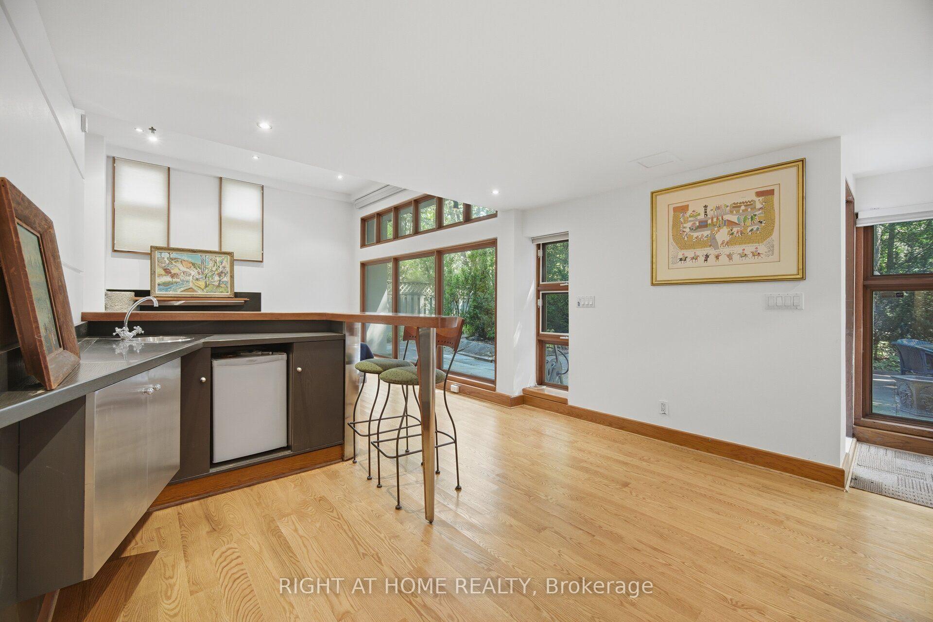 Photo 35 of 9 Saguenay Avenue E, Toronto, Bedford Park-Nortown — HOMEH
