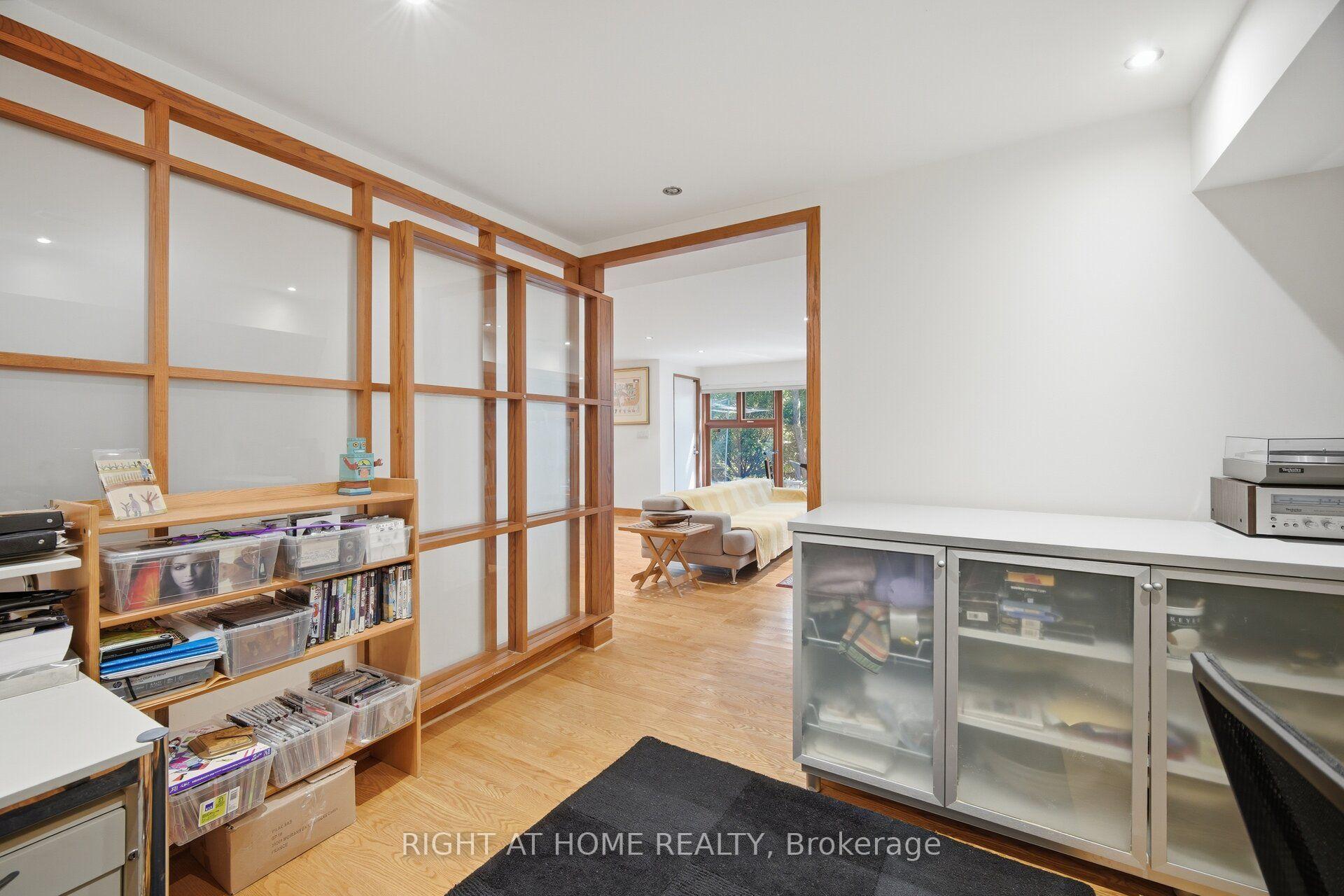 Photo 41 of 9 Saguenay Avenue E, Toronto, Bedford Park-Nortown — HOMEH