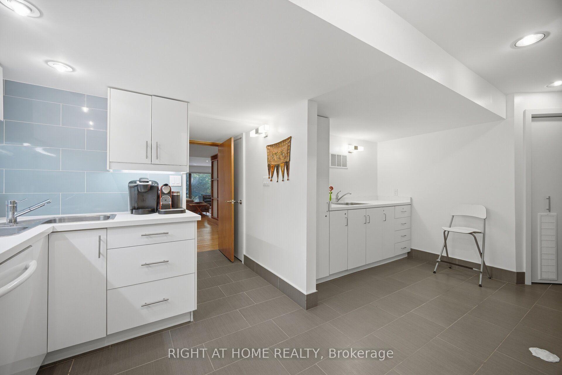 Photo 44 of 9 Saguenay Avenue E, Toronto, Bedford Park-Nortown — HOMEH