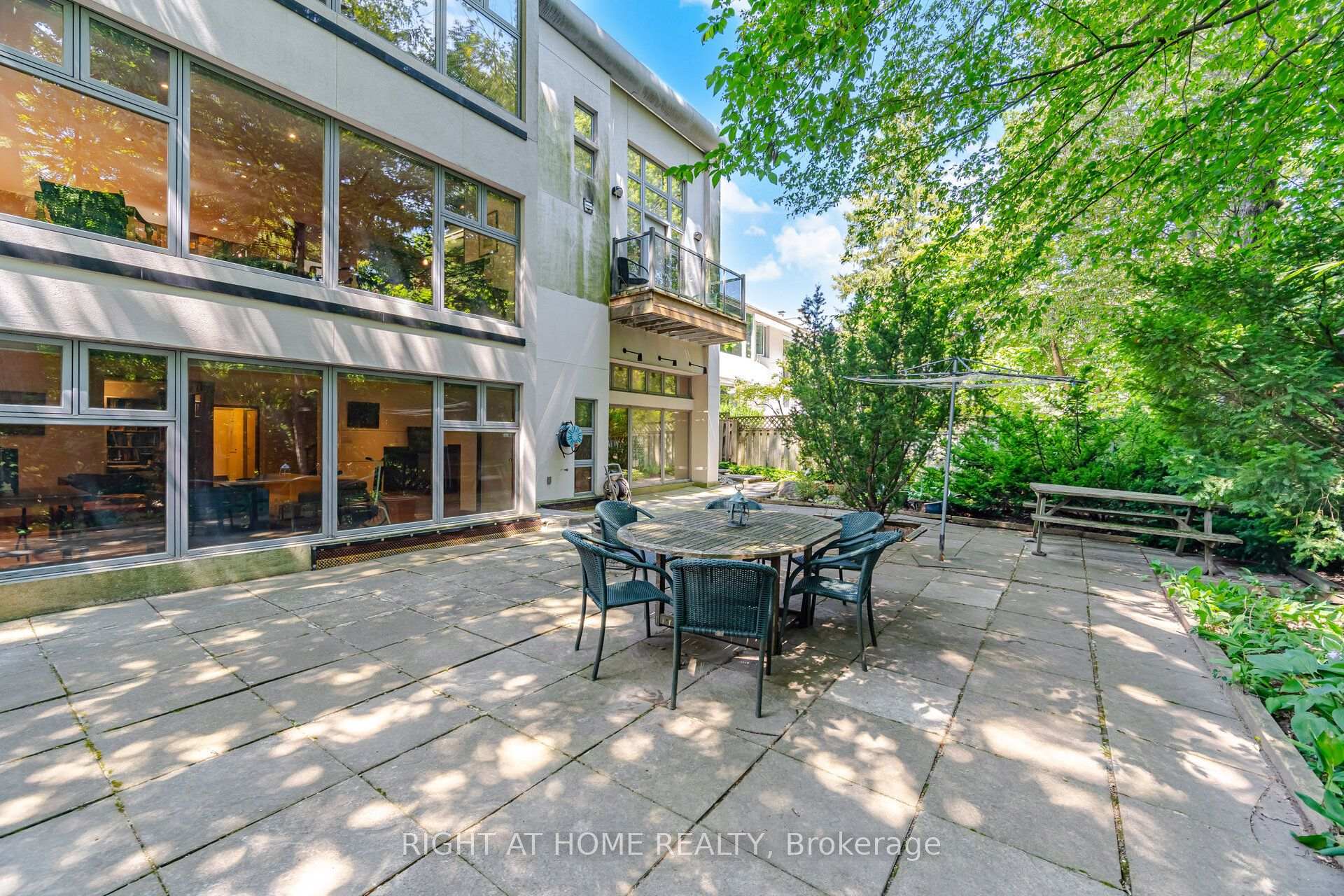 Photo 47 of 9 Saguenay Avenue E, Toronto, Bedford Park-Nortown — HOMEH