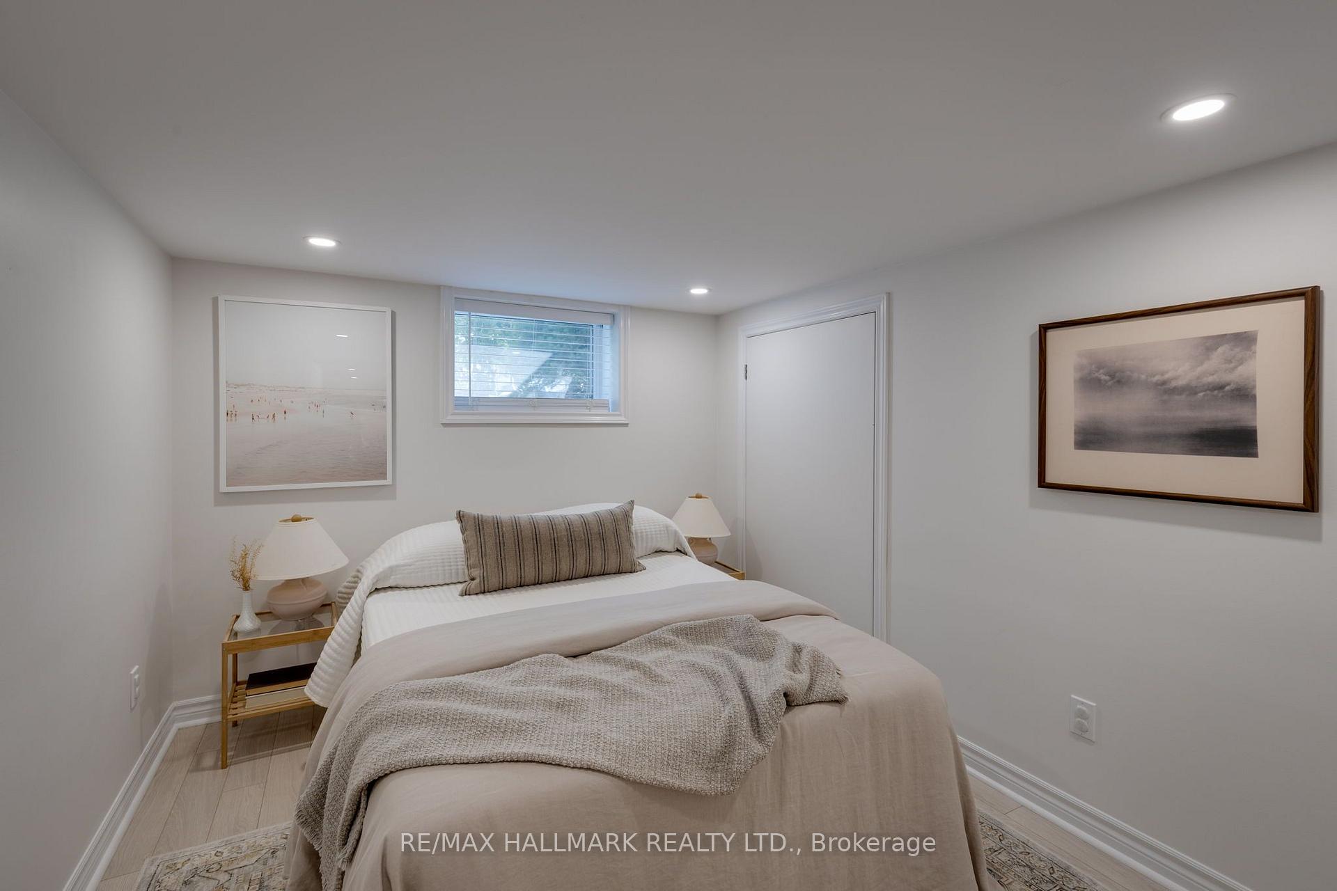 Photo 20 of 28 Thora Avenue, Scarborough, Oakridge — HOMEH