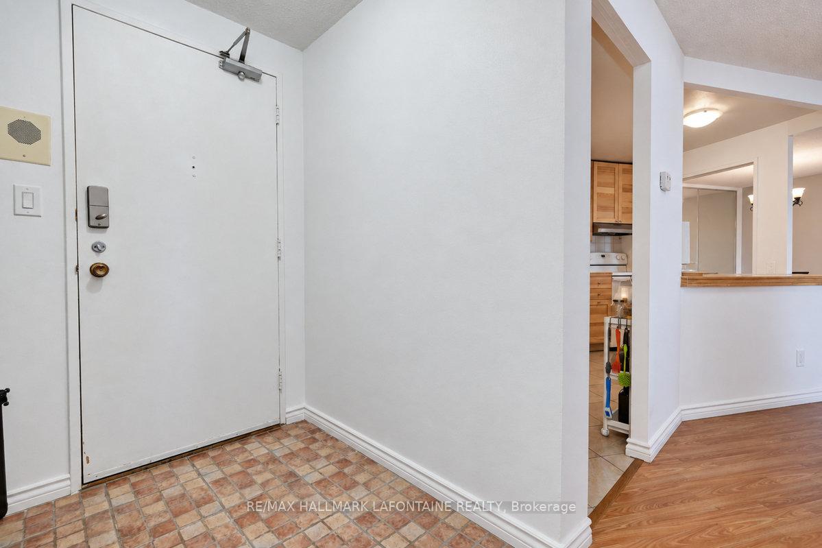 Photo 6 of Unit 2205, 1171 Ambleside Drive, Ottawa, Woodroffe — HOMEH