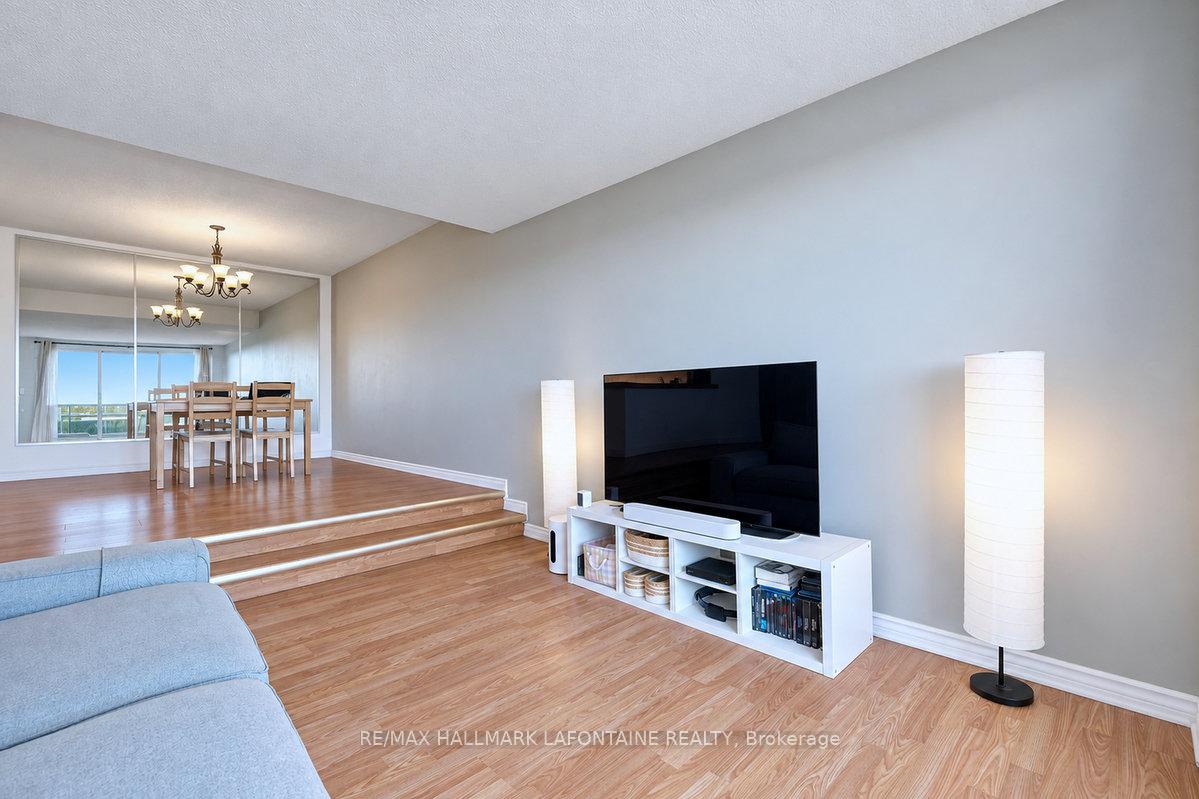Photo 10 of Unit 2205, 1171 Ambleside Drive, Ottawa, Woodroffe — HOMEH
