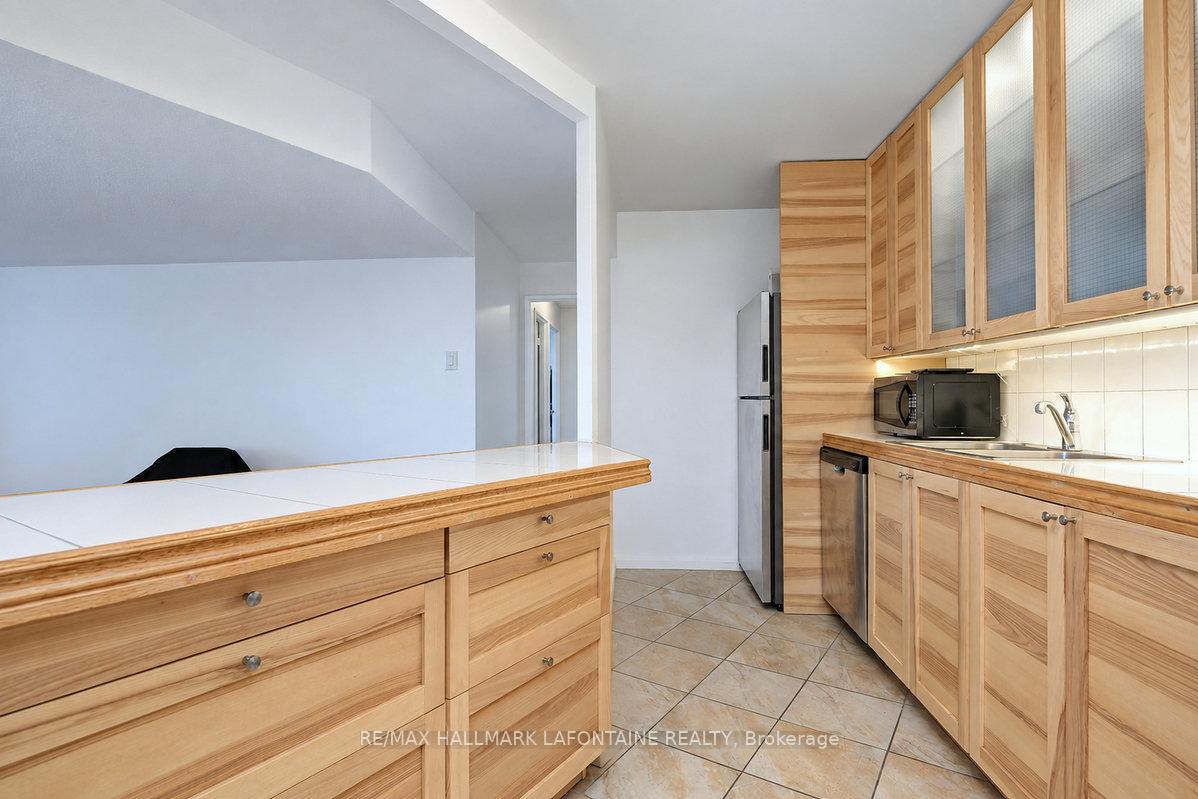Photo 12 of Unit 2205, 1171 Ambleside Drive, Ottawa, Woodroffe — HOMEH