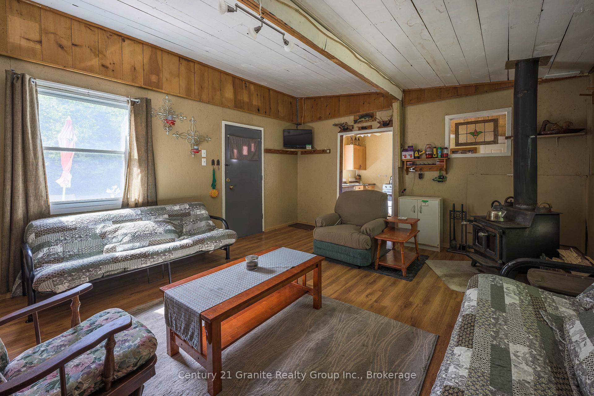 Photo 10 of 1453 Fleming Road, Minden Hills, Anson — HOMEH