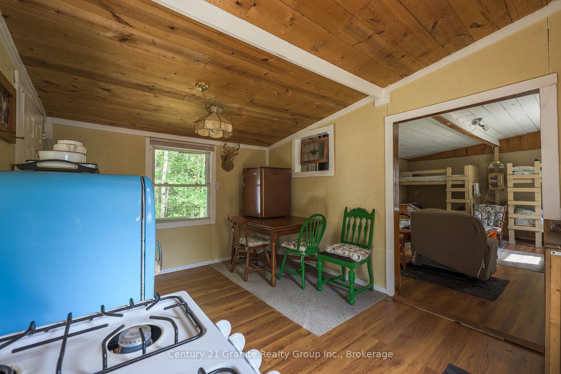 Photo 12 of 1453 Fleming Road, Minden Hills, Anson — HOMEH