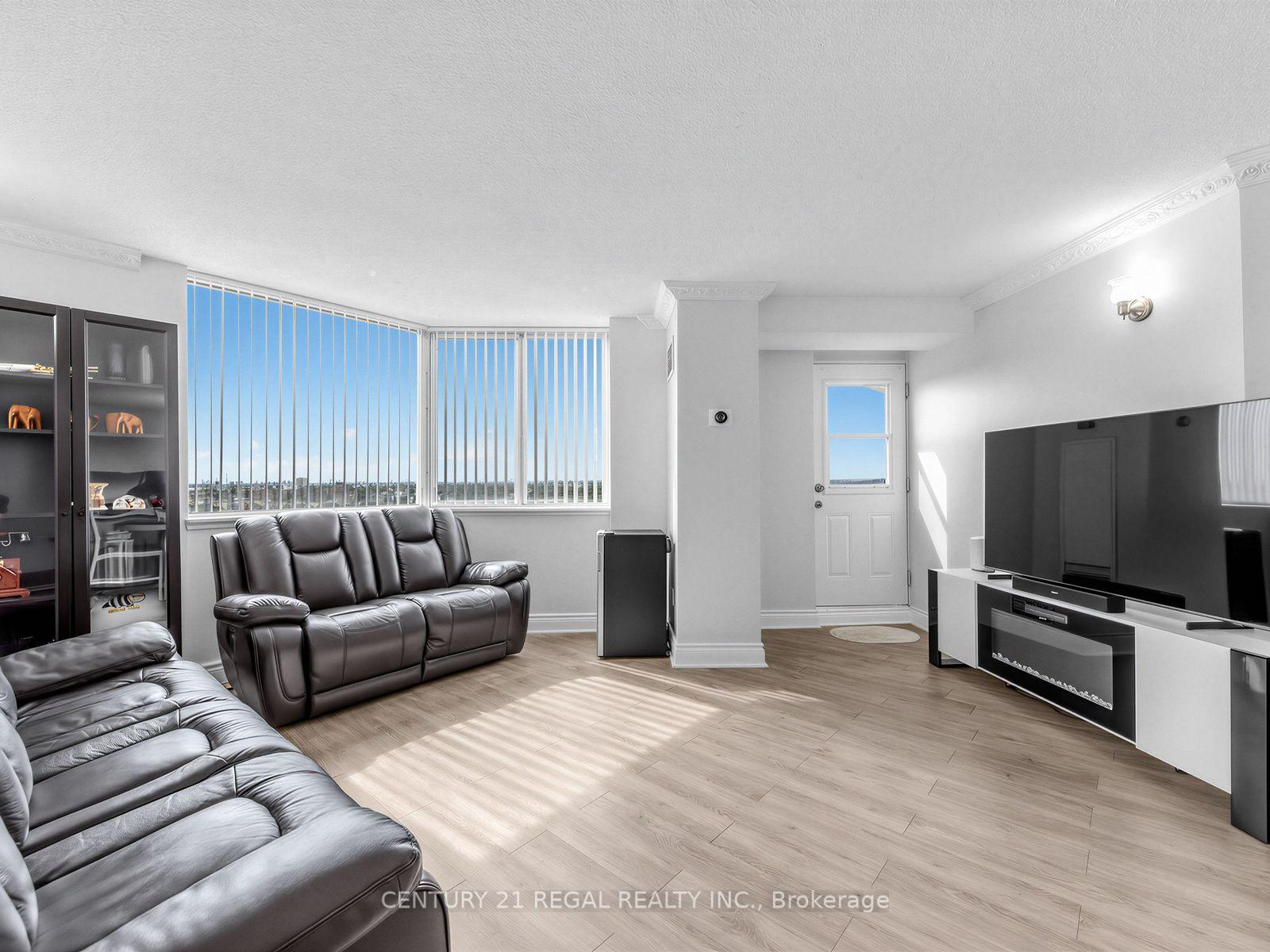 Photo 5 of Unit 2105, 234 Albion Road, Etobicoke, Elms-Old Rexdale — HOMEH
