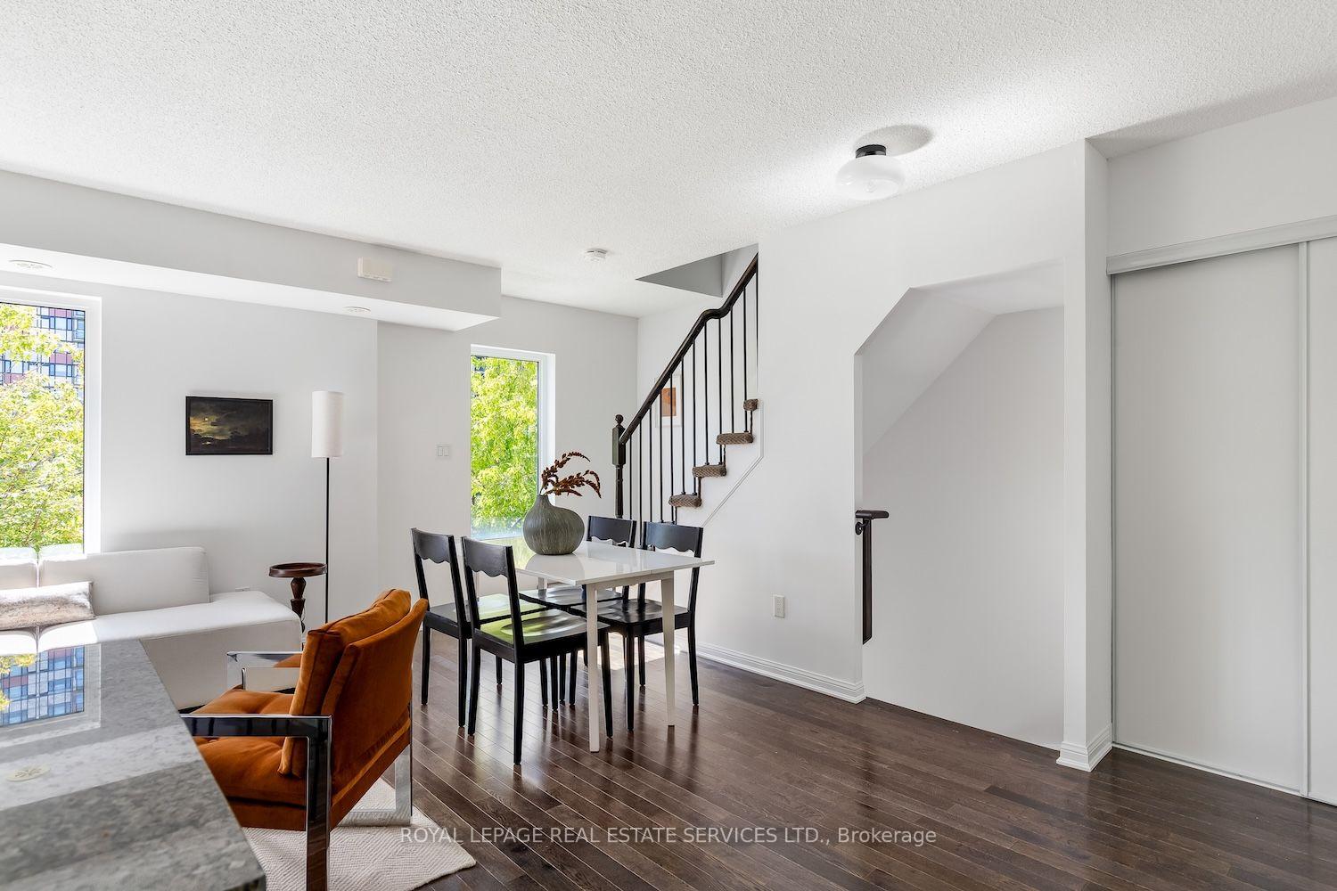 Photo 4 of Unit 227, 7 Foundry Avenue, Toronto, Dovercourt-Wallace Emerson-Junction — HOMEH