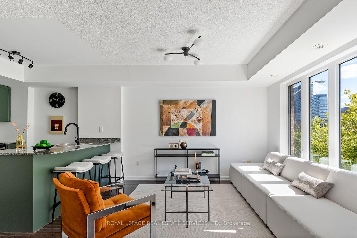 Photo 13 of Unit 227, 7 Foundry Avenue, Toronto, Dovercourt-Wallace Emerson-Junction — HOMEH