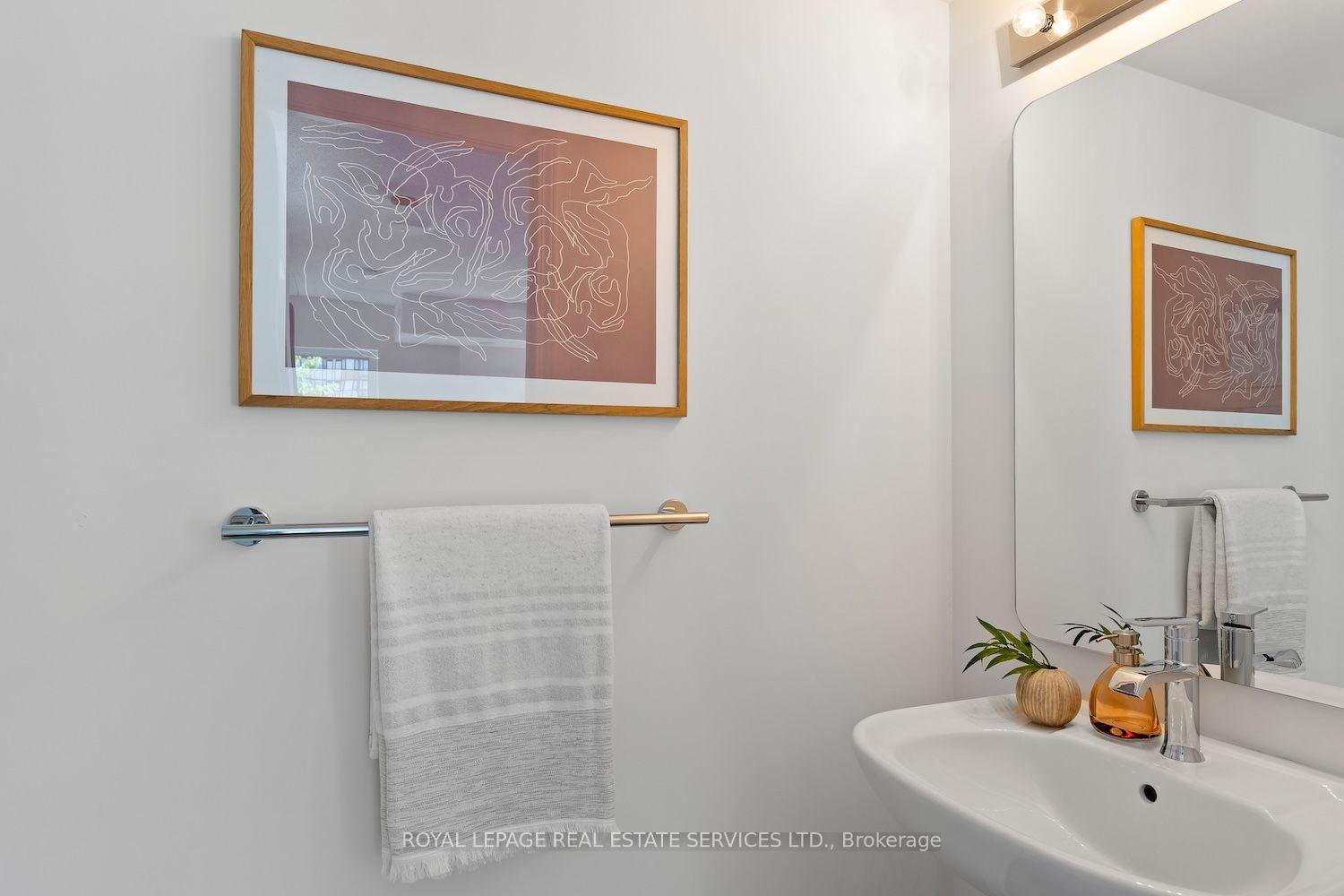 Photo 17 of Unit 227, 7 Foundry Avenue, Toronto, Dovercourt-Wallace Emerson-Junction — HOMEH
