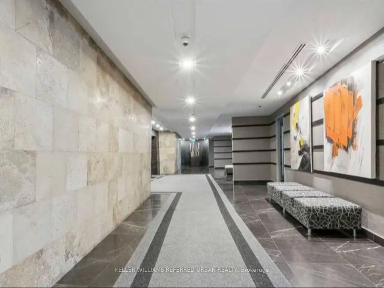 Photo 6 of Unit PH 3705, 8 Park Road, Toronto, Rosedale-Moore Park — HOMEH