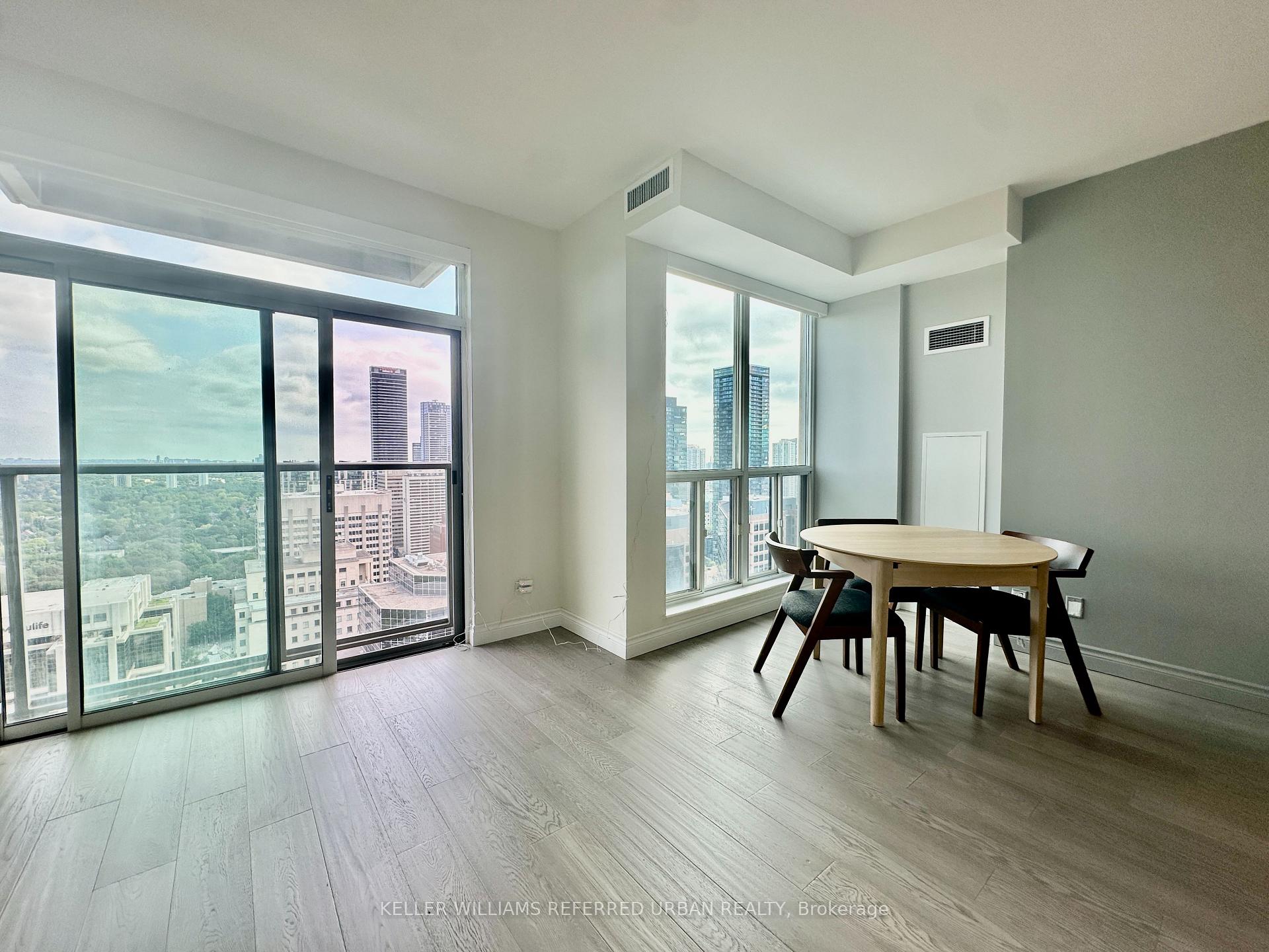 Photo 15 of Unit PH 3705, 8 Park Road, Toronto, Rosedale-Moore Park — HOMEH